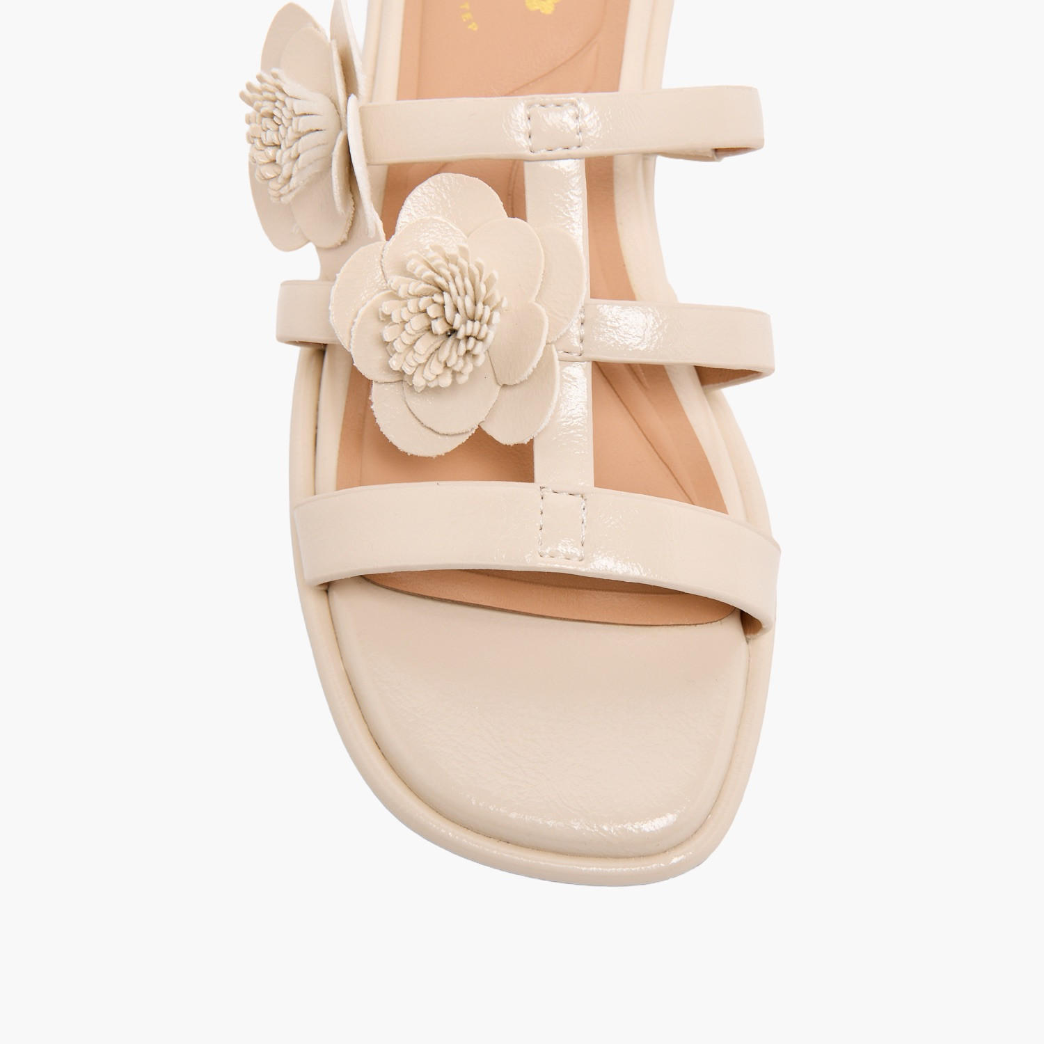 صندل سهل الارتداء بزينة أزهار للبنات من ليتل ميسي-girls-shoes-sandals-image-6