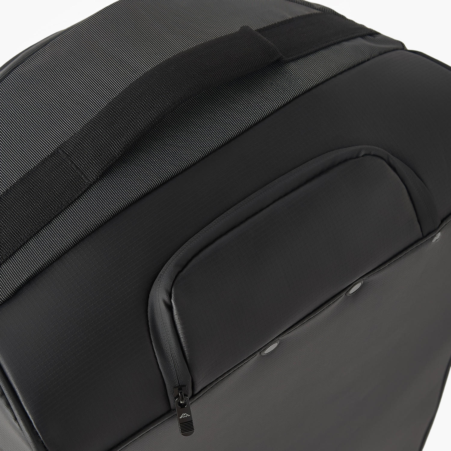 شنطة دافل بسحاب إغلاق وبمقبض سحب وطبعات من كابا-travel-luggagesandbags-dufflebags-image-5