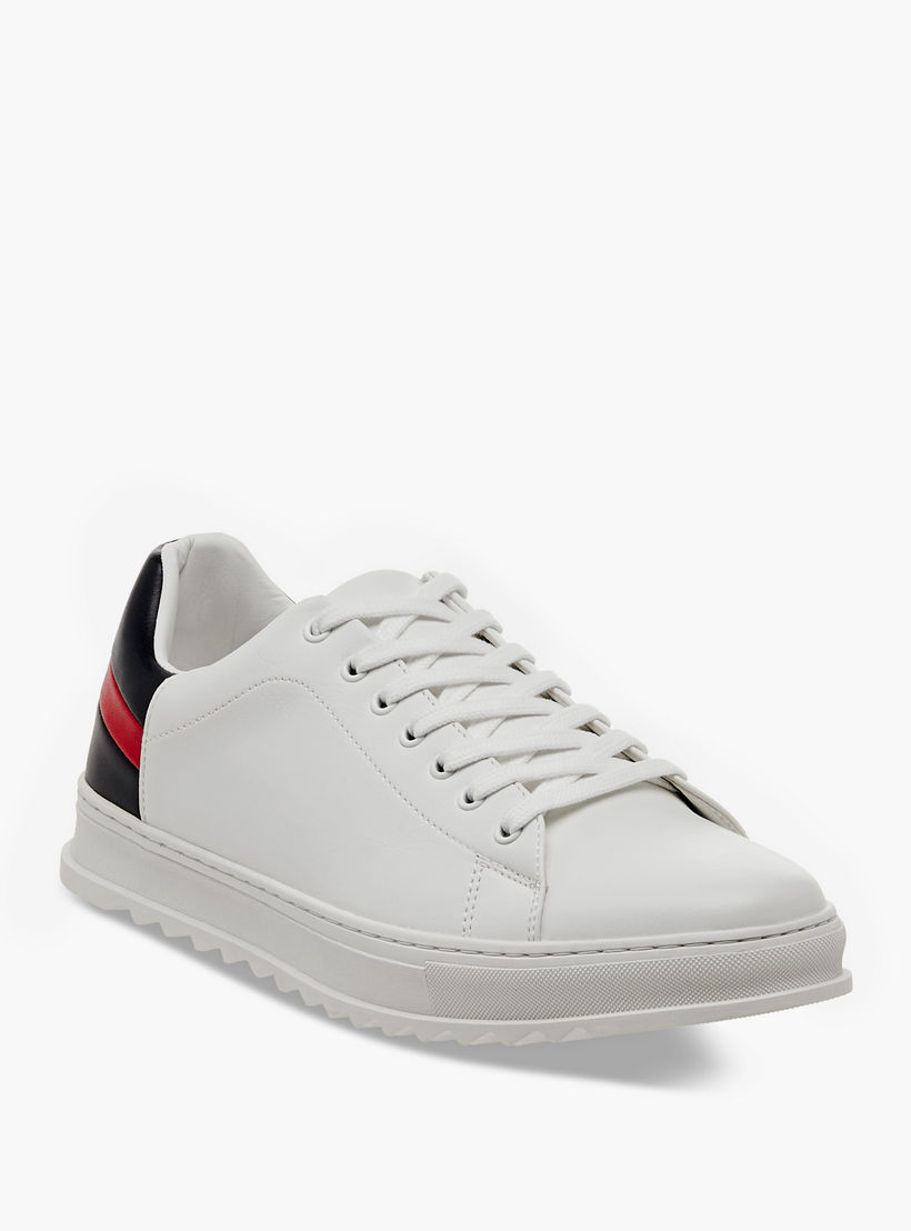 حذاء سنيكرز سادة برباط من إل بي إل من شو إكسبرس-men-shoes-sneakers-image-2