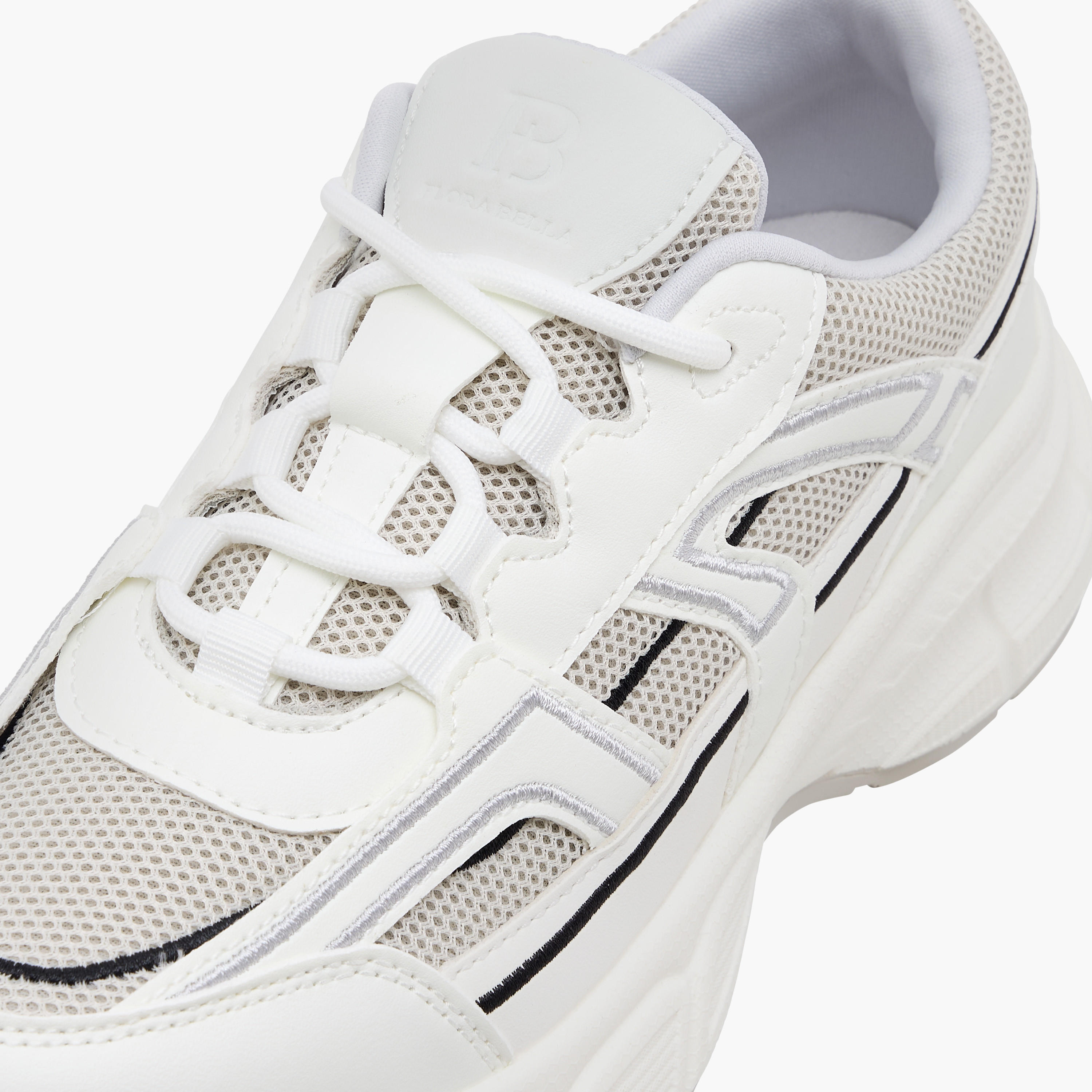 حذاء سنيكرز بألواح مع رباط إغلاق من فلورا بيلا-women-shoes-sneakers-image-4