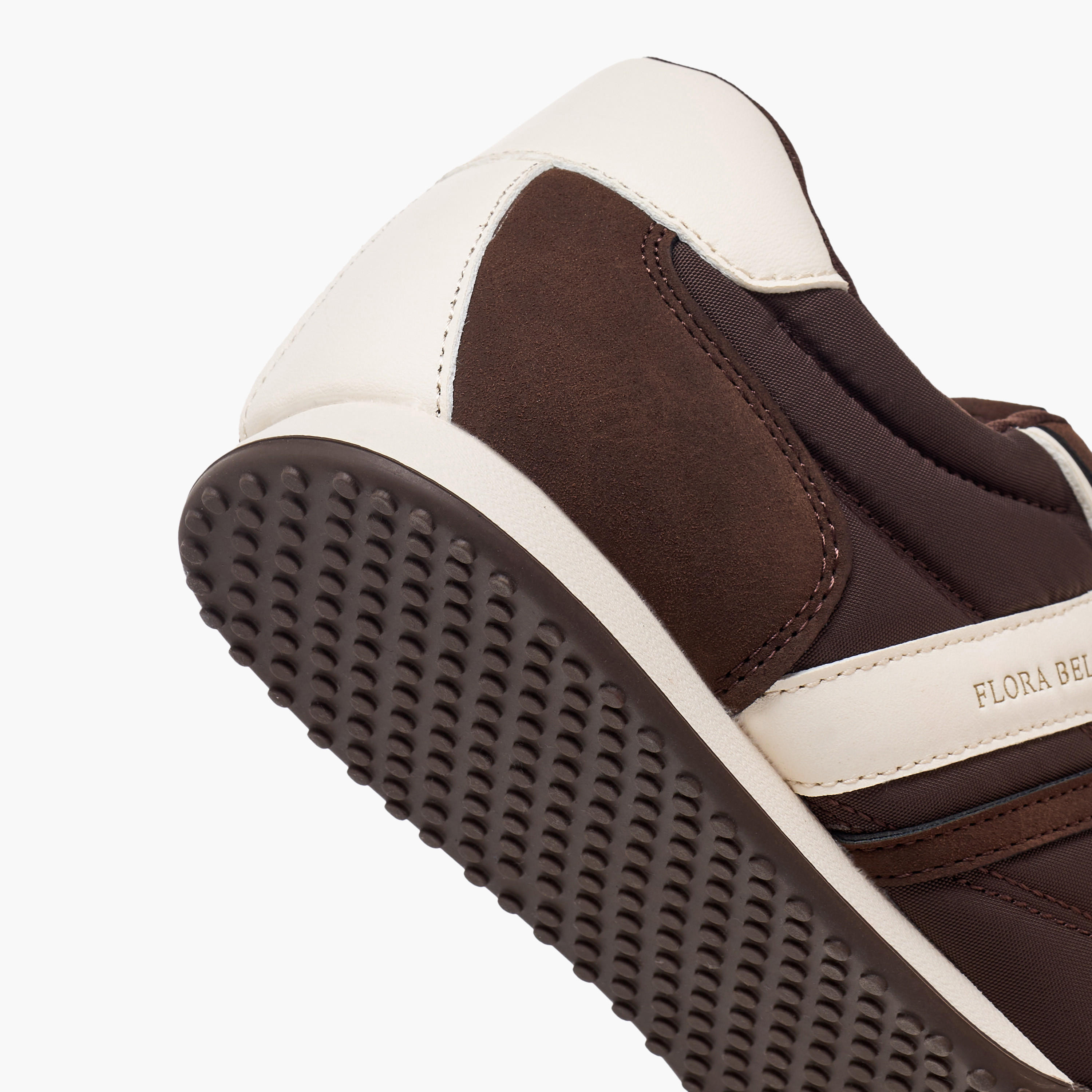 حذاء سنيكرز برقبة للكاحل وزينة بوم بوم للنساء من فلورا بيلا-women-shoes-sneakers-image-8