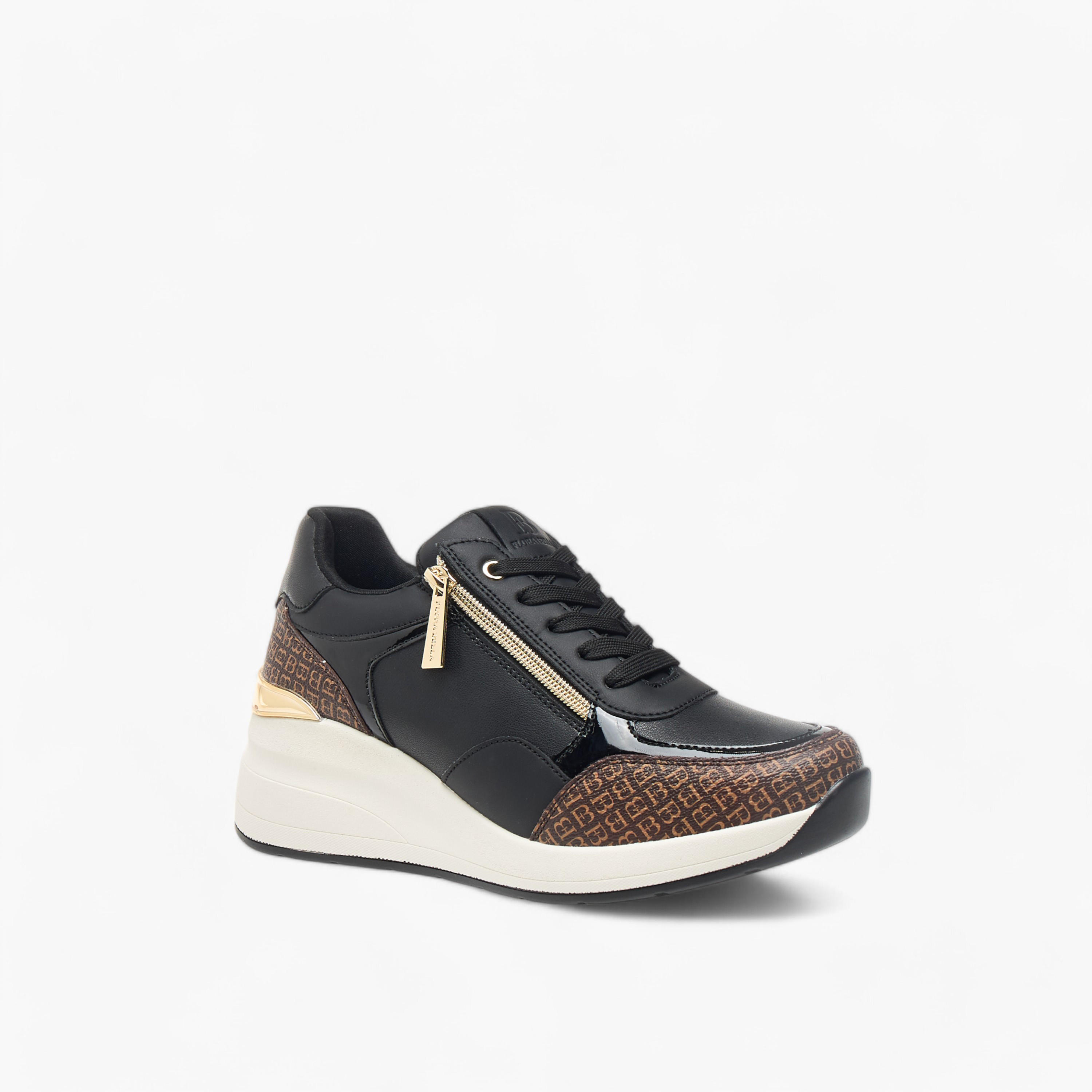 حذاء سنيكرز بطبعات مونوجرام ورباط إغلاق من فلورا بيلا-women-shoes-sneakers-image-2