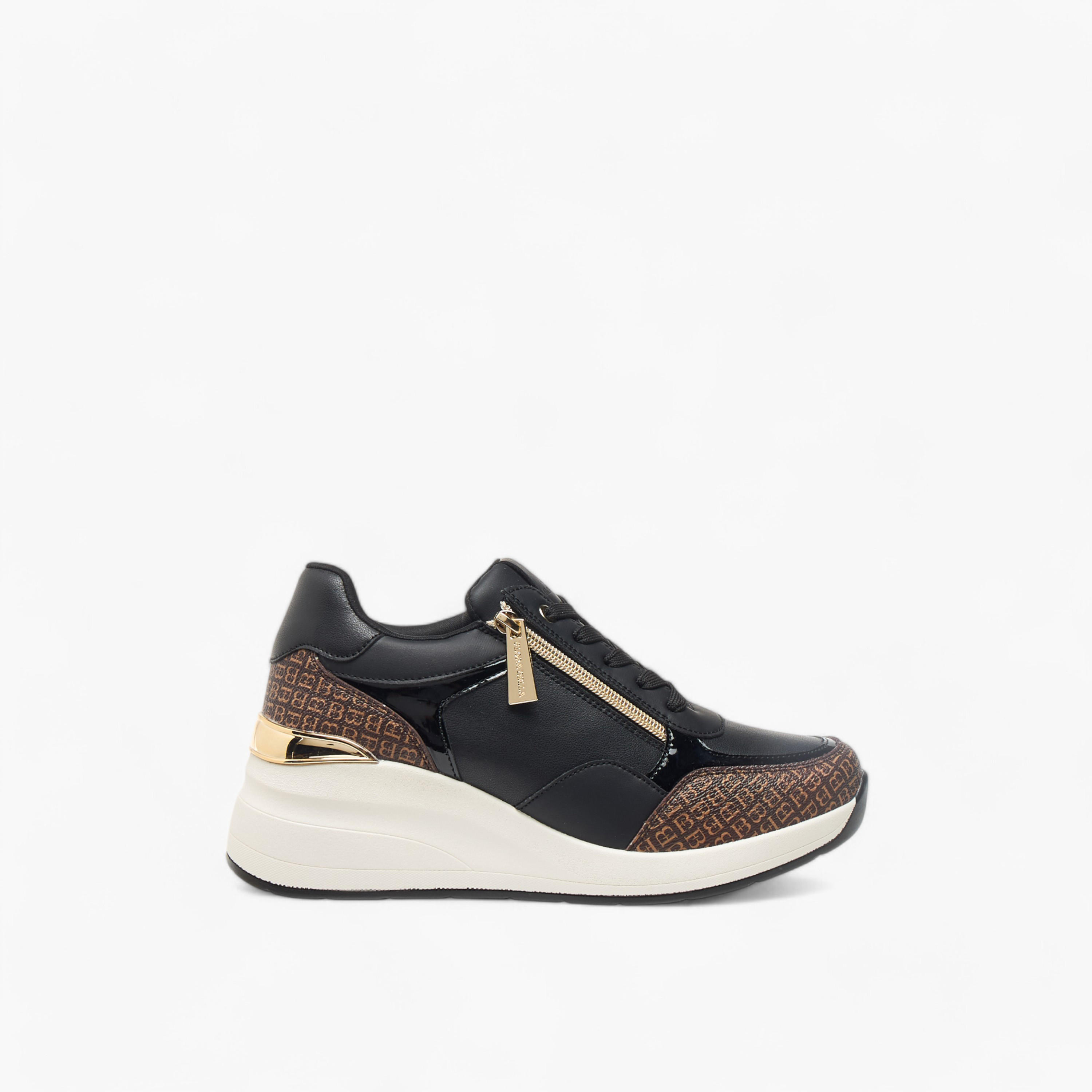 حذاء سنيكرز بطبعات مونوجرام ورباط إغلاق من فلورا بيلا-women-shoes-sneakers-image-3