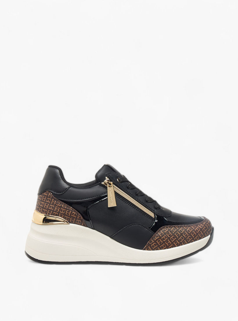 حذاء سنيكرز بطبعات مونوجرام ورباط إغلاق من فلورا بيلا-women-shoes-sneakers-image-3