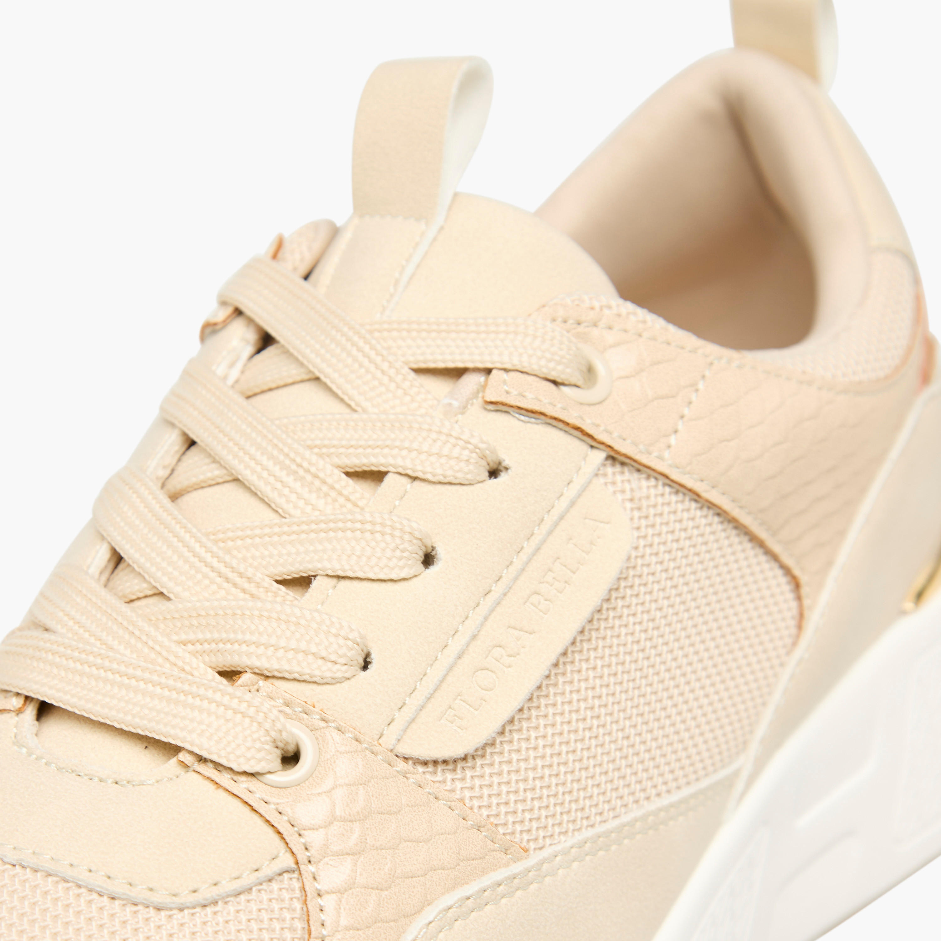 حذاء سنيكرز برباط للنساء من فلورا بيلا-women-shoes-sneakers-image-4