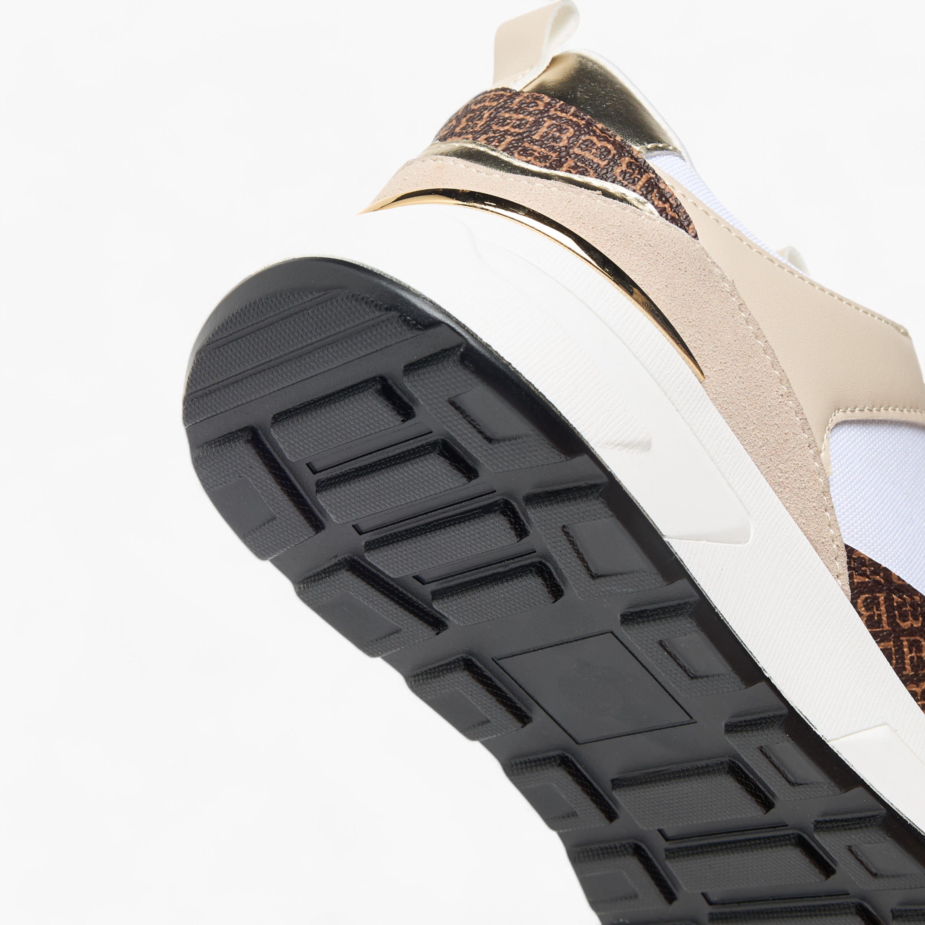 حذاء سنيكرز بطبعات مونوجرام ورباط إغلاق من فلورا بيلا-women-shoes-sneakers-image-4