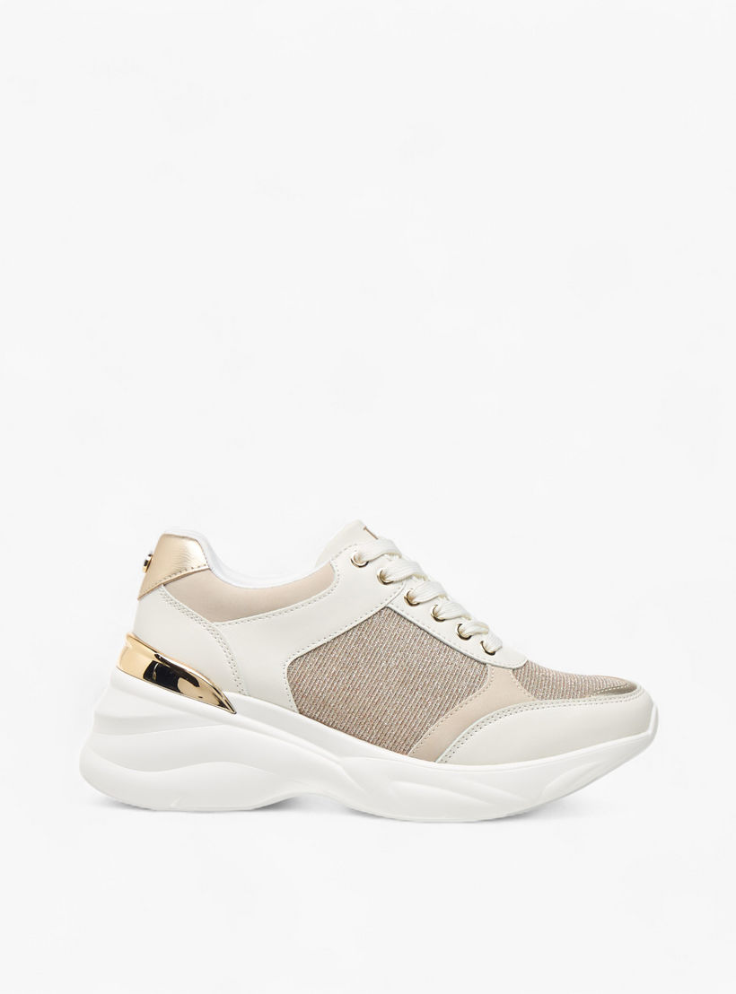 حذاء سنيكرز بزينة جليتر بارزة الملمس ورباط إغلاق من فلورا بيلا-women-shoes-sneakers-image-3