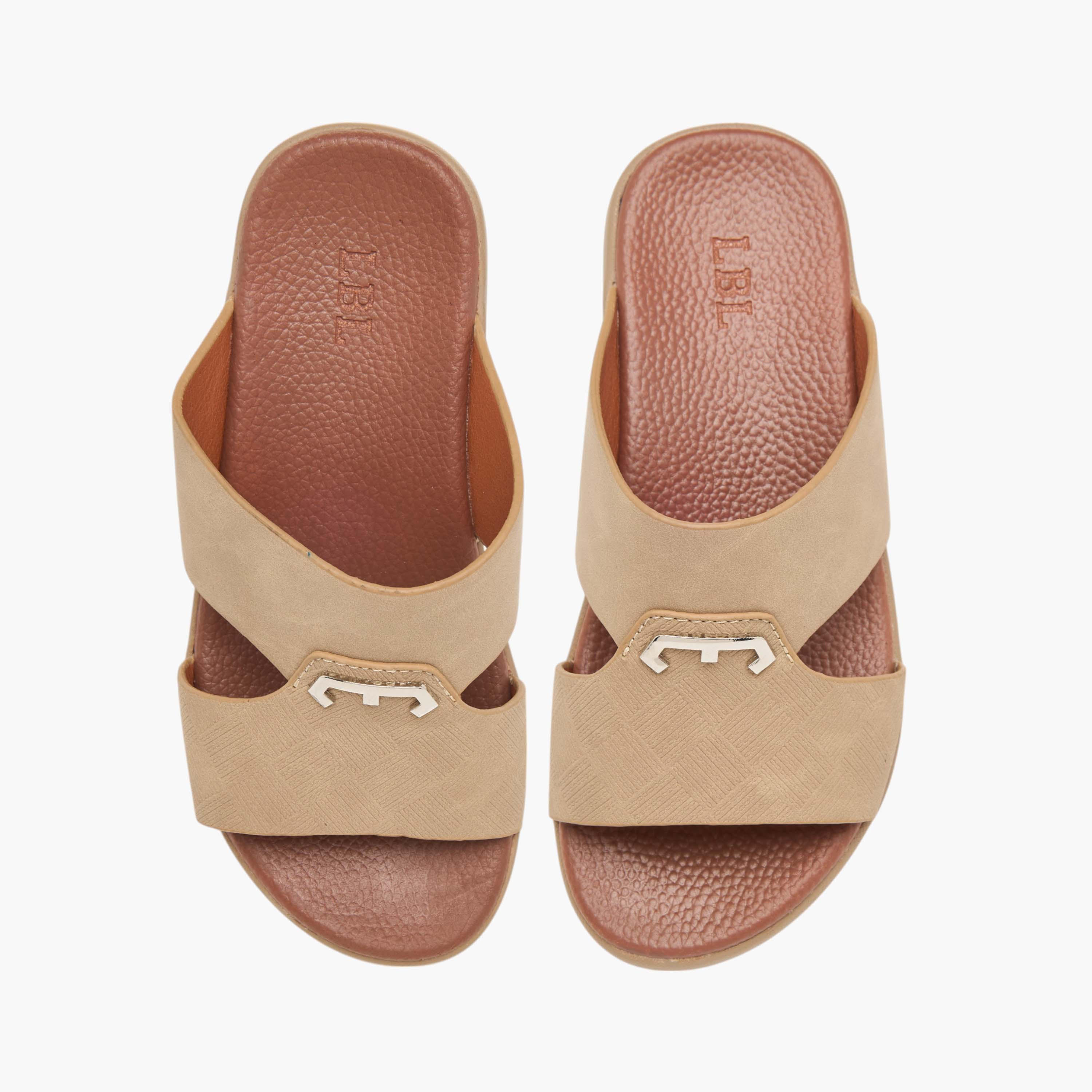صندل عربي بارز الملمس سهل الارتداء إل بي إل من شو إكسبريس-boys-shoes-sandals-image-1
