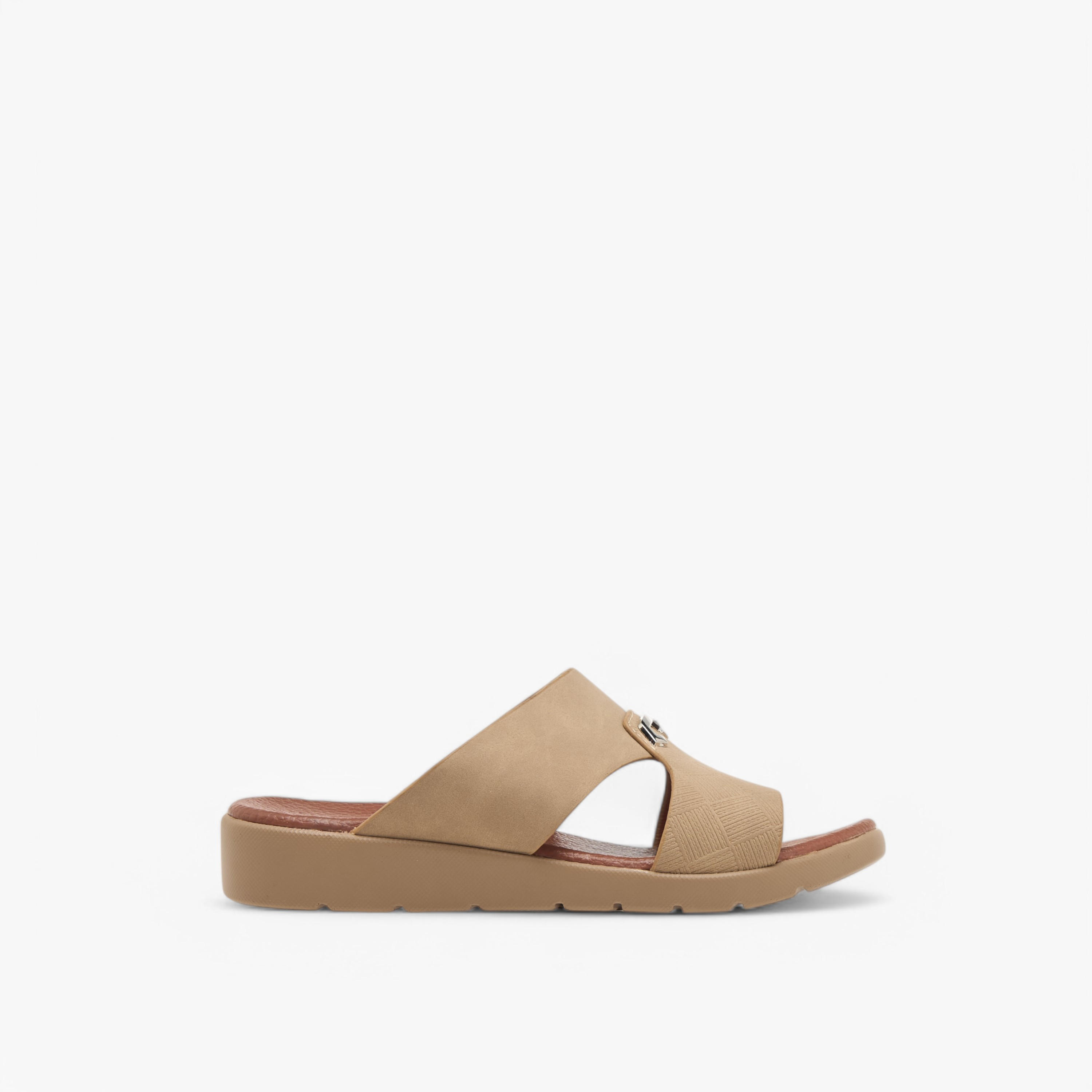 صندل عربي بارز الملمس سهل الارتداء إل بي إل من شو إكسبريس-boys-shoes-sandals-image-2