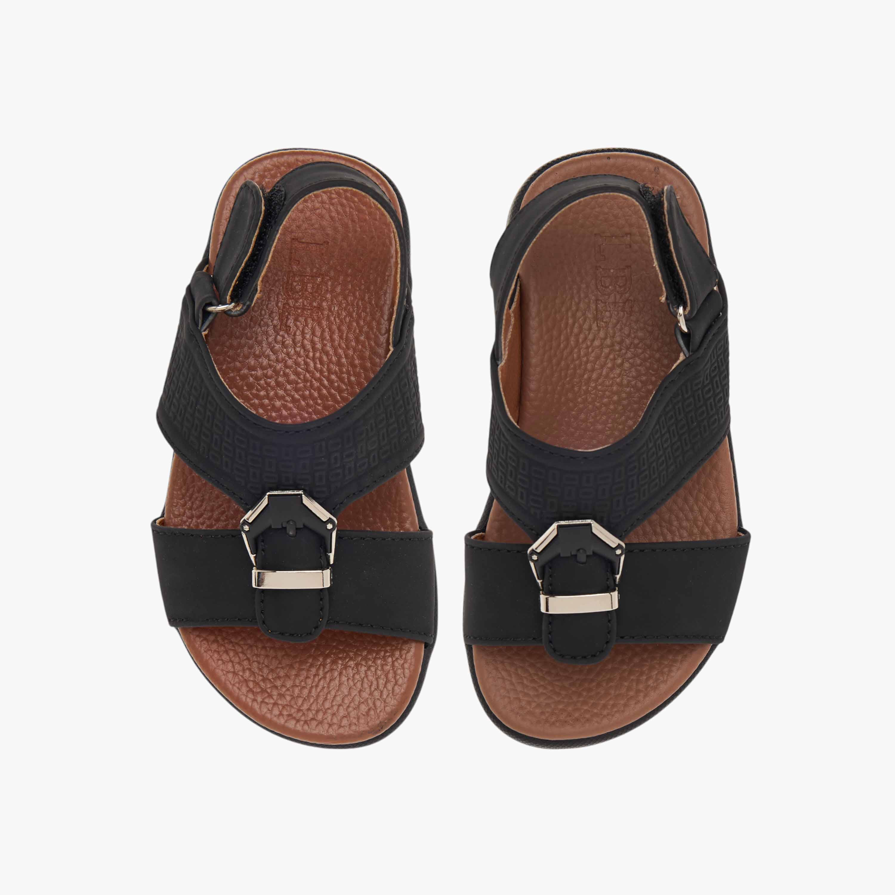 صندل عربي بارز الملمس بشريط إغلاق لاصق إل بي إل من شو إكسبريس-boys-shoes-sandals-image-1