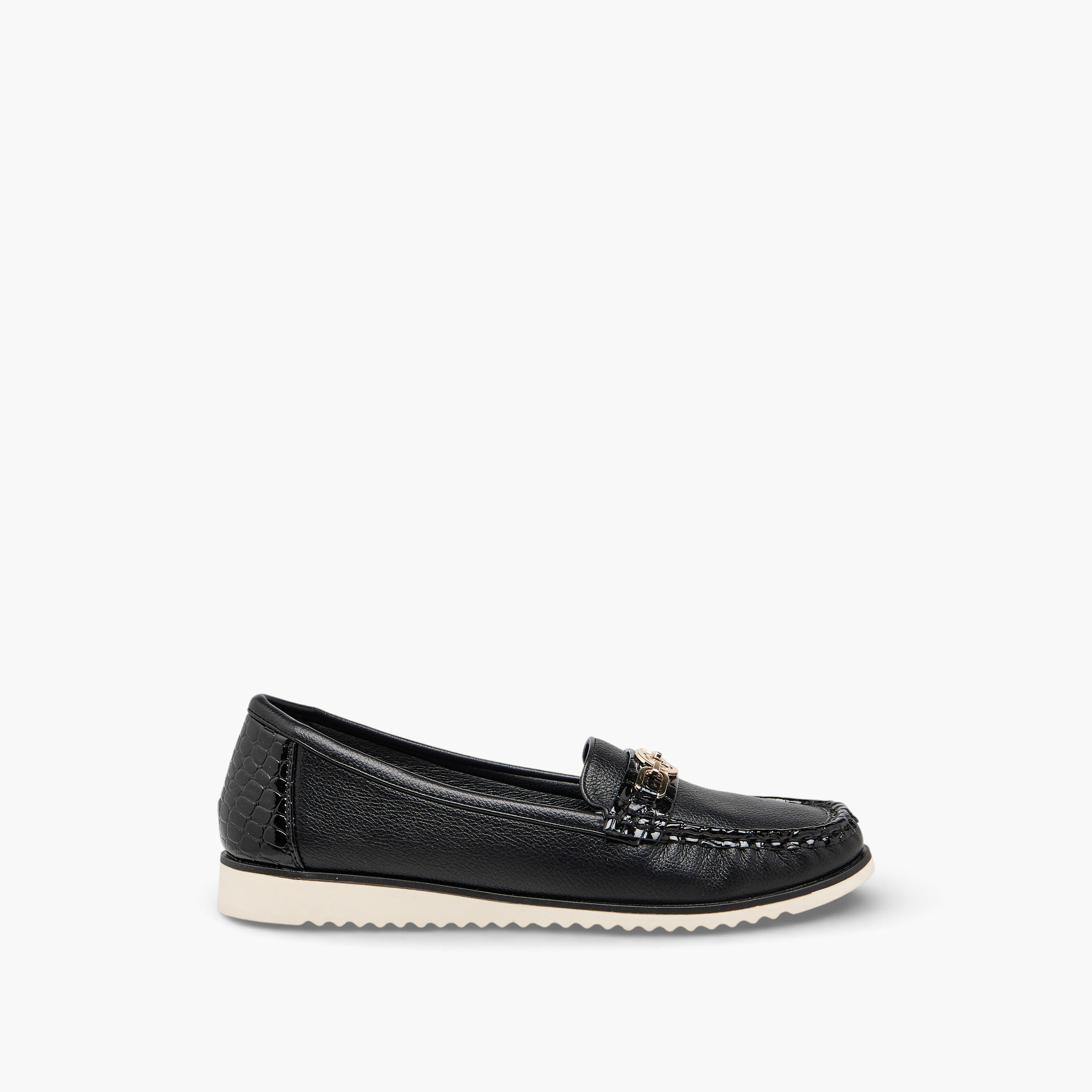 حذاء لوفر بزينة معدن للنساء من لو كونفورت-women-shoes-flats-loafers-image-3