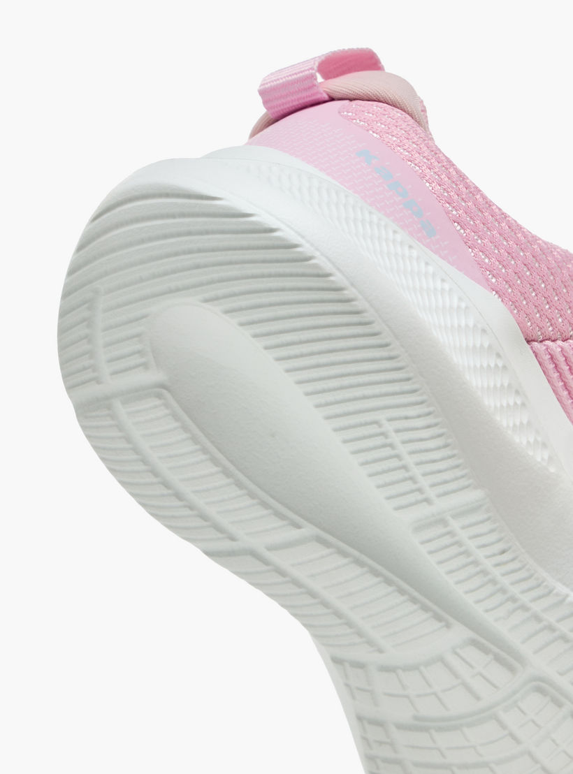 حذاء رياضي بشريط إغلاق لاصق وطبعات شعار للبنات من كابا-girls-shoes-sneakers-image-5
