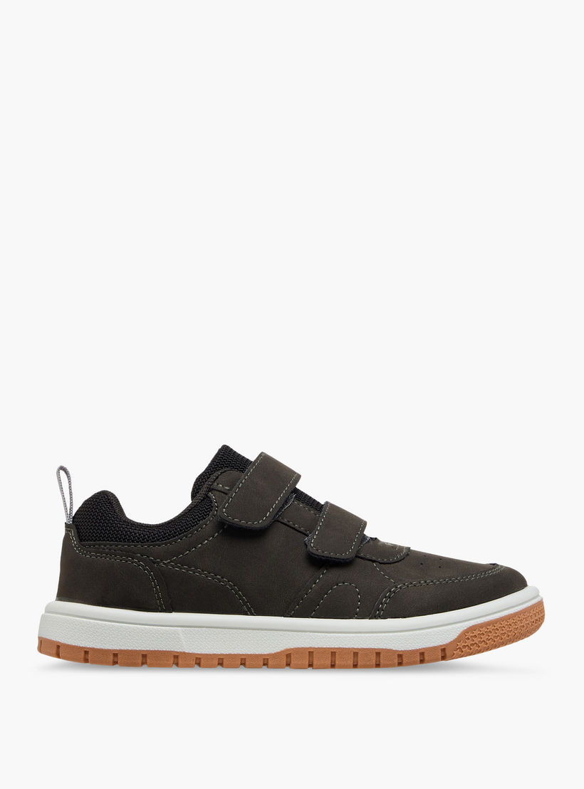 حذاء سنيكرز للكاحل بشريط إغلاق لاصق للأولاد من إل بي إل من شو إكسبريس-boys-shoes-sneakers-image-3