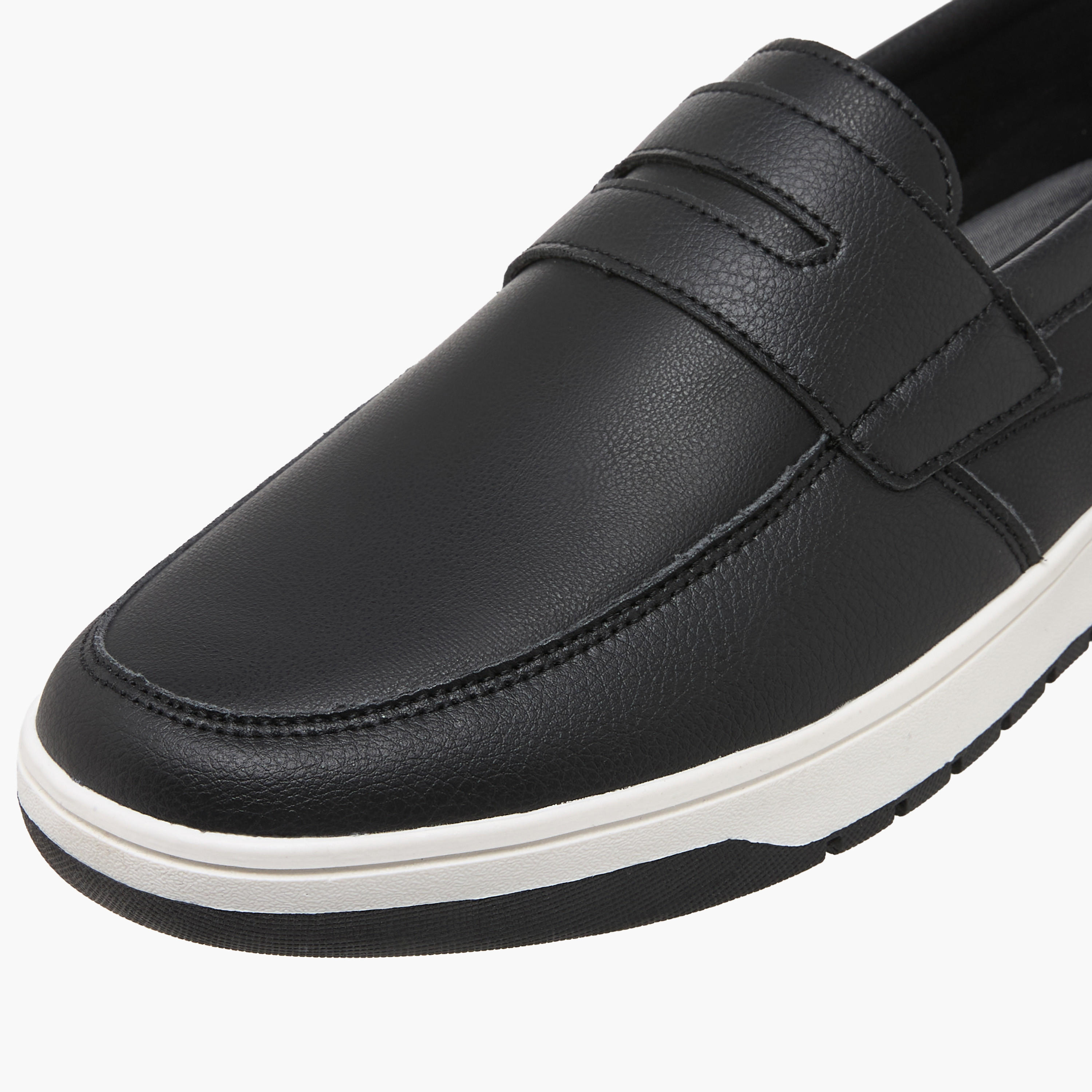 حذاء لوفرز سهل الارتداء بشعار للرجال من كابا-men-shoes-loafersandmoccasins-image-4
