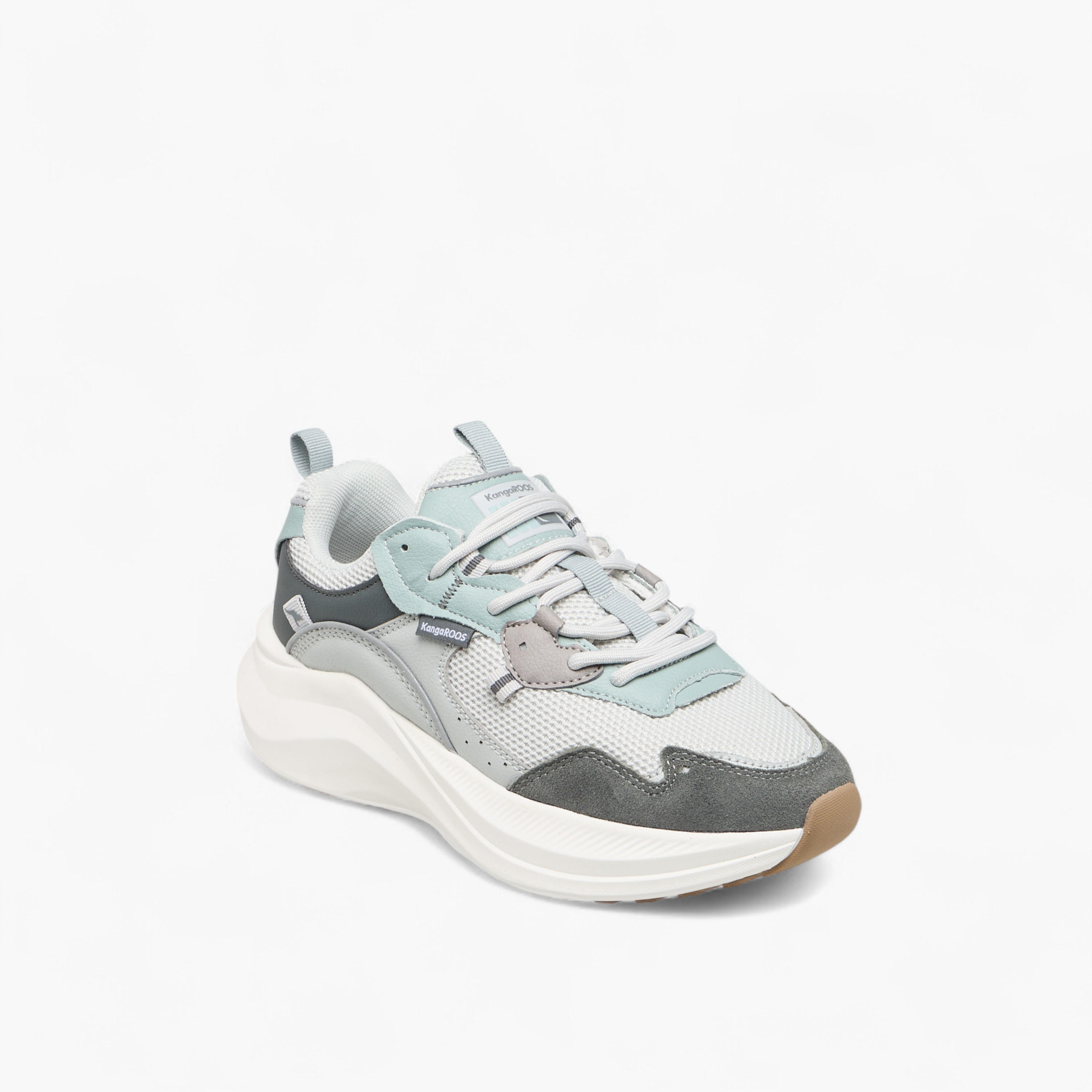 حذاء رياضي بألواح ورباط إغلاق للنساء من كانجاروز-women-shoes-sports-image-4