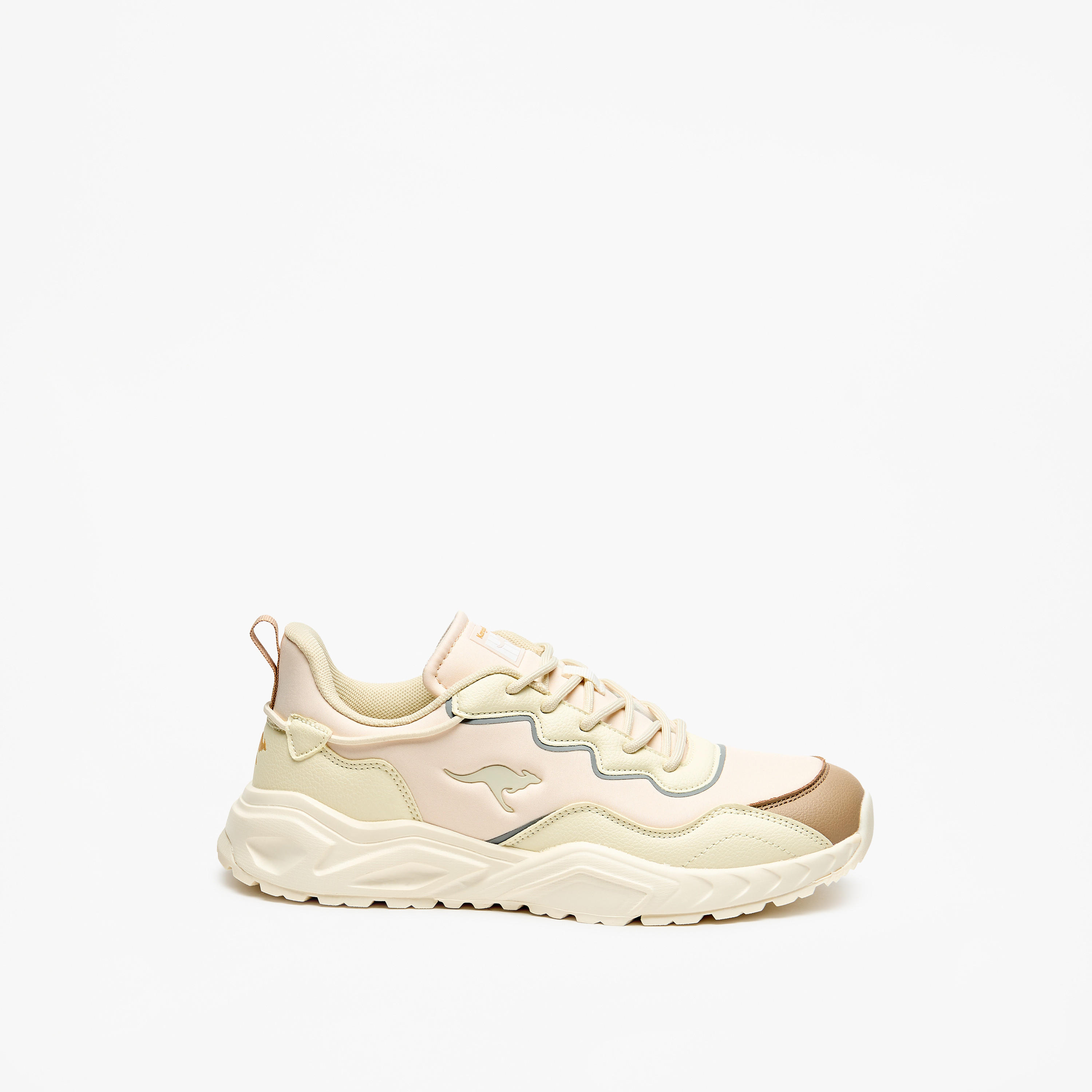 حذاء رياضي برباط إغلاق وقوالب ملونة للنساء من كانجاروز-sports-women-shoes-image-3