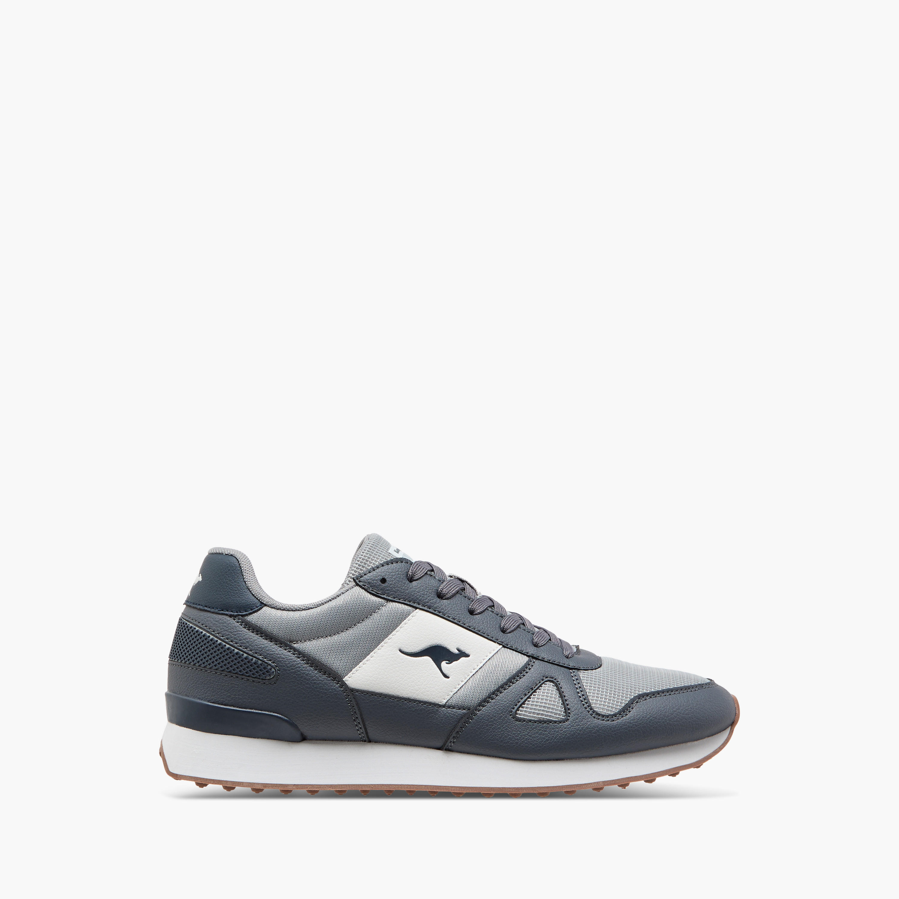 حذاء رياضي متعدد التصاميم برباط إغلاق للرجال من كانجاروز-sports-men-shoes-image-3