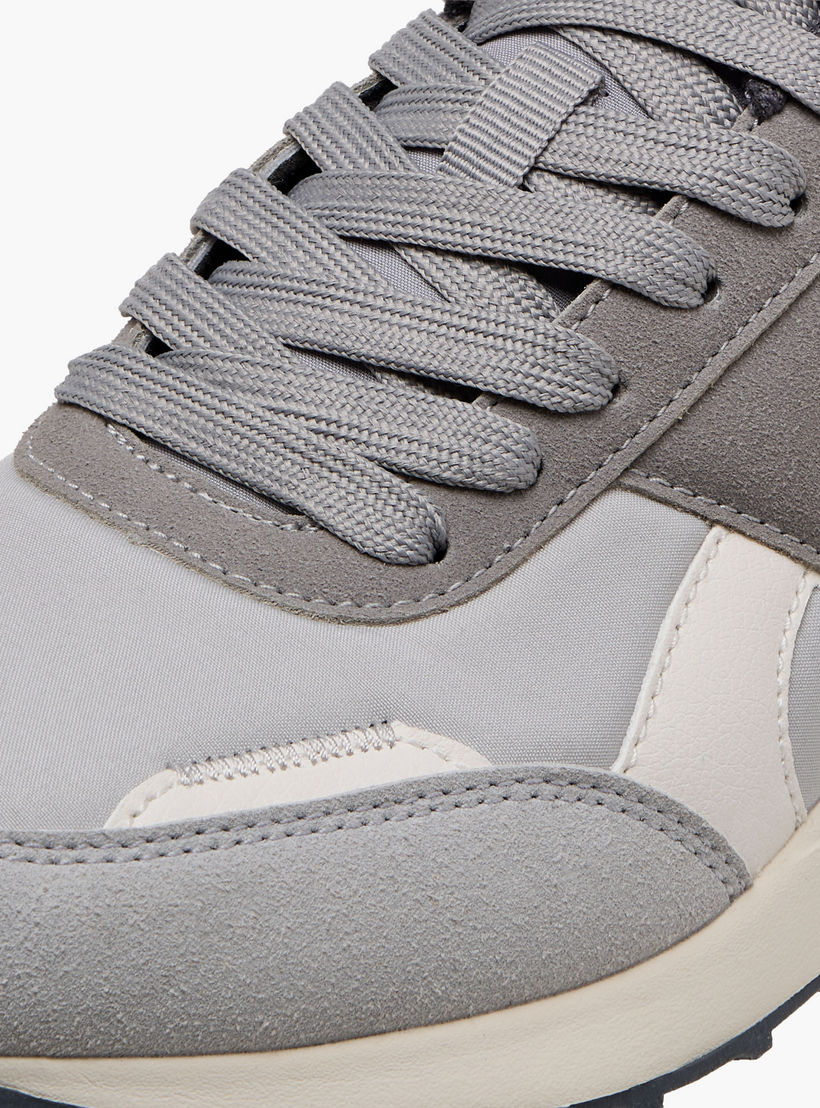 KangaROOS Women Lace-Up Sports Shoes-women-shoes-sneakers-image-4