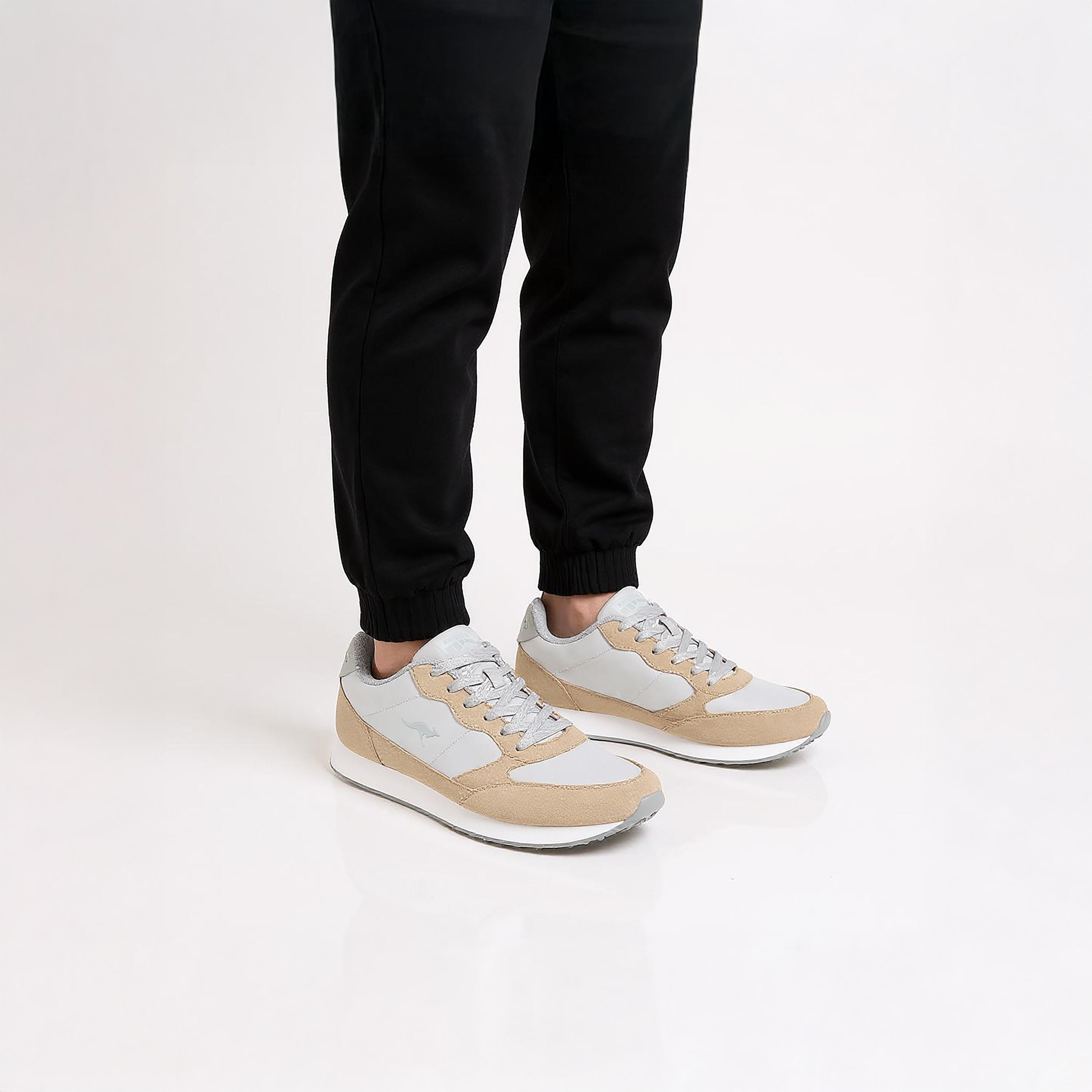 حذاء سنيكرز بألواح ورباط للرجال من كانجاروز-men-shoes-sneakers-image-3
