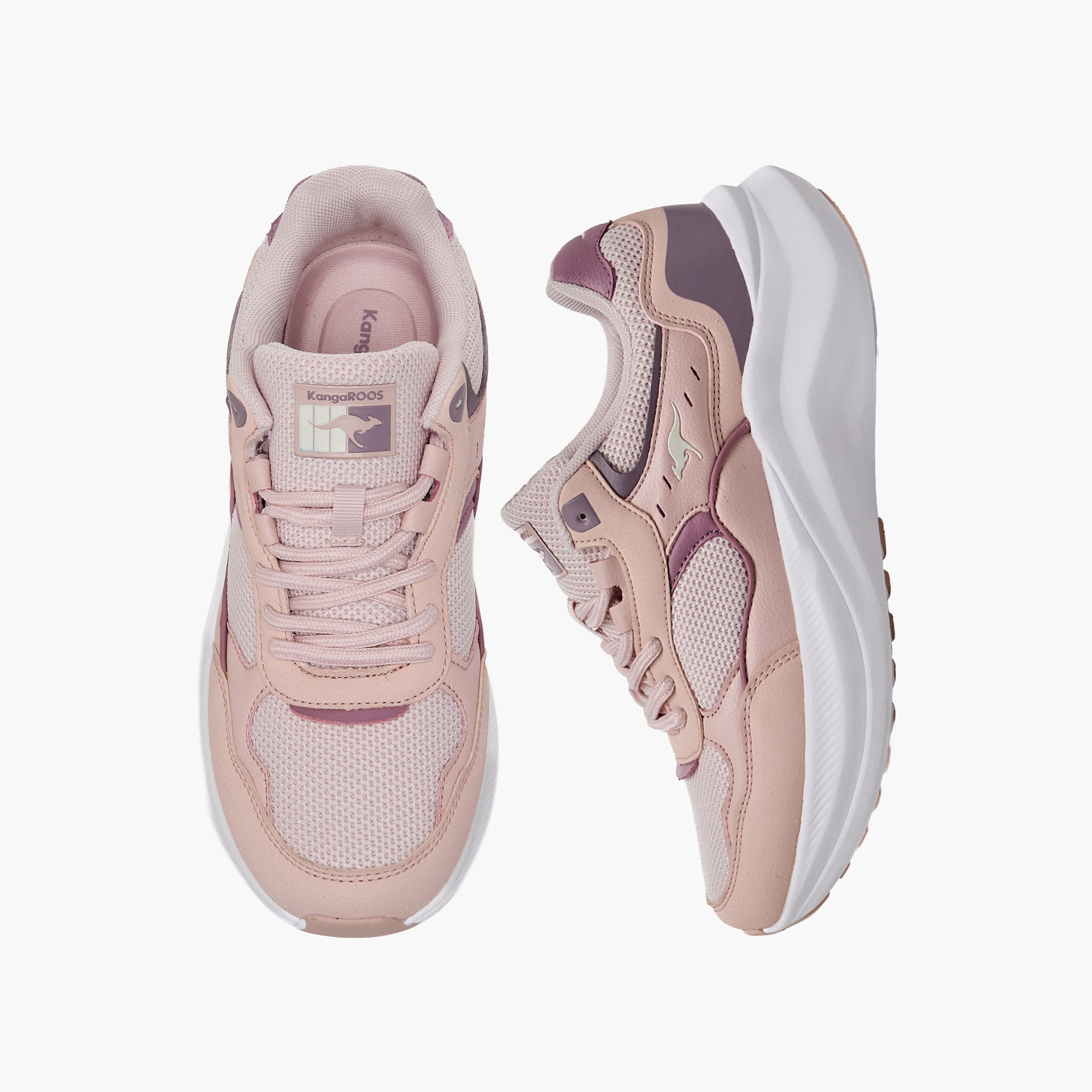 حذاء رياضي برباط إغلاق للنساء من كانجاروز-women-shoes-sports-image-1