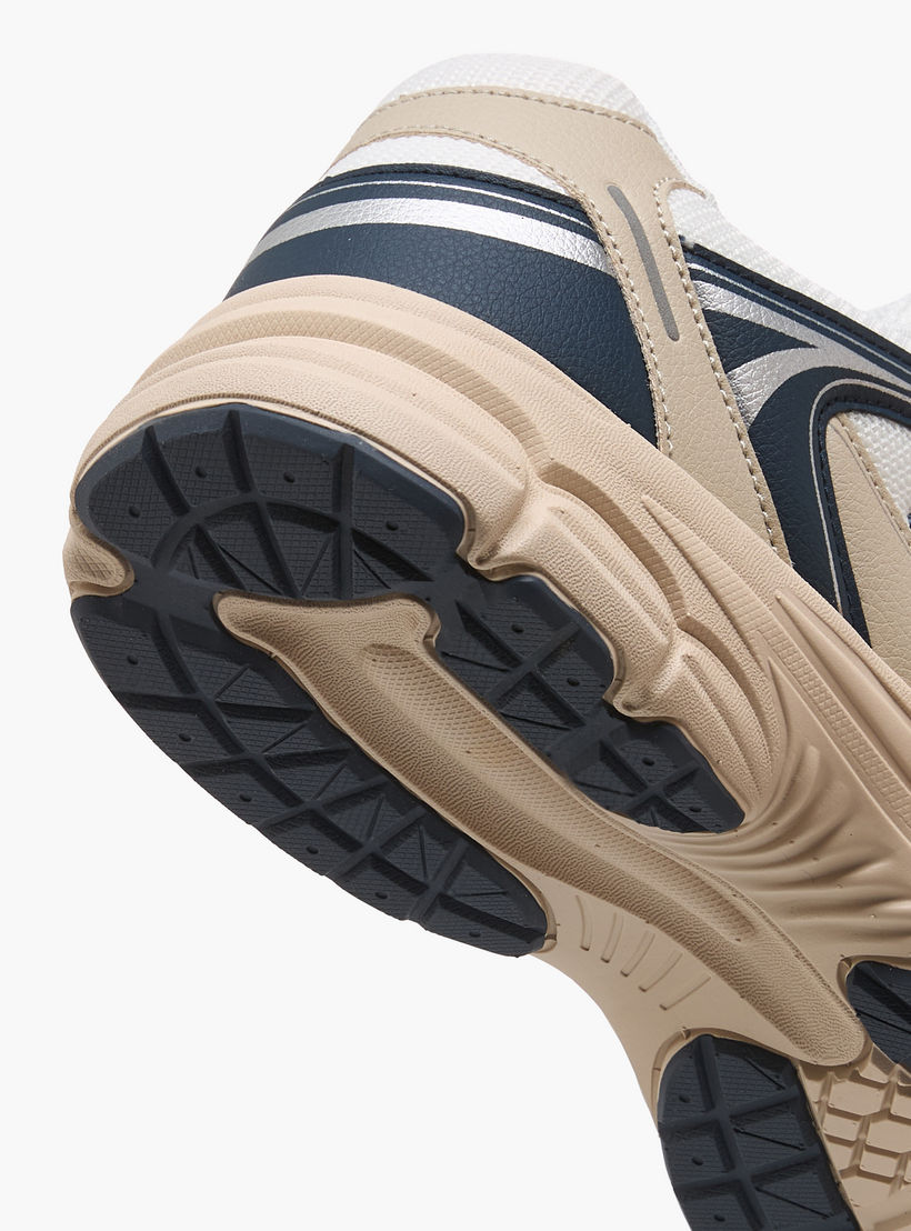 حذاء رياضي برباط إغلاق للرجال من كابا-men-shoes-sports-image-5