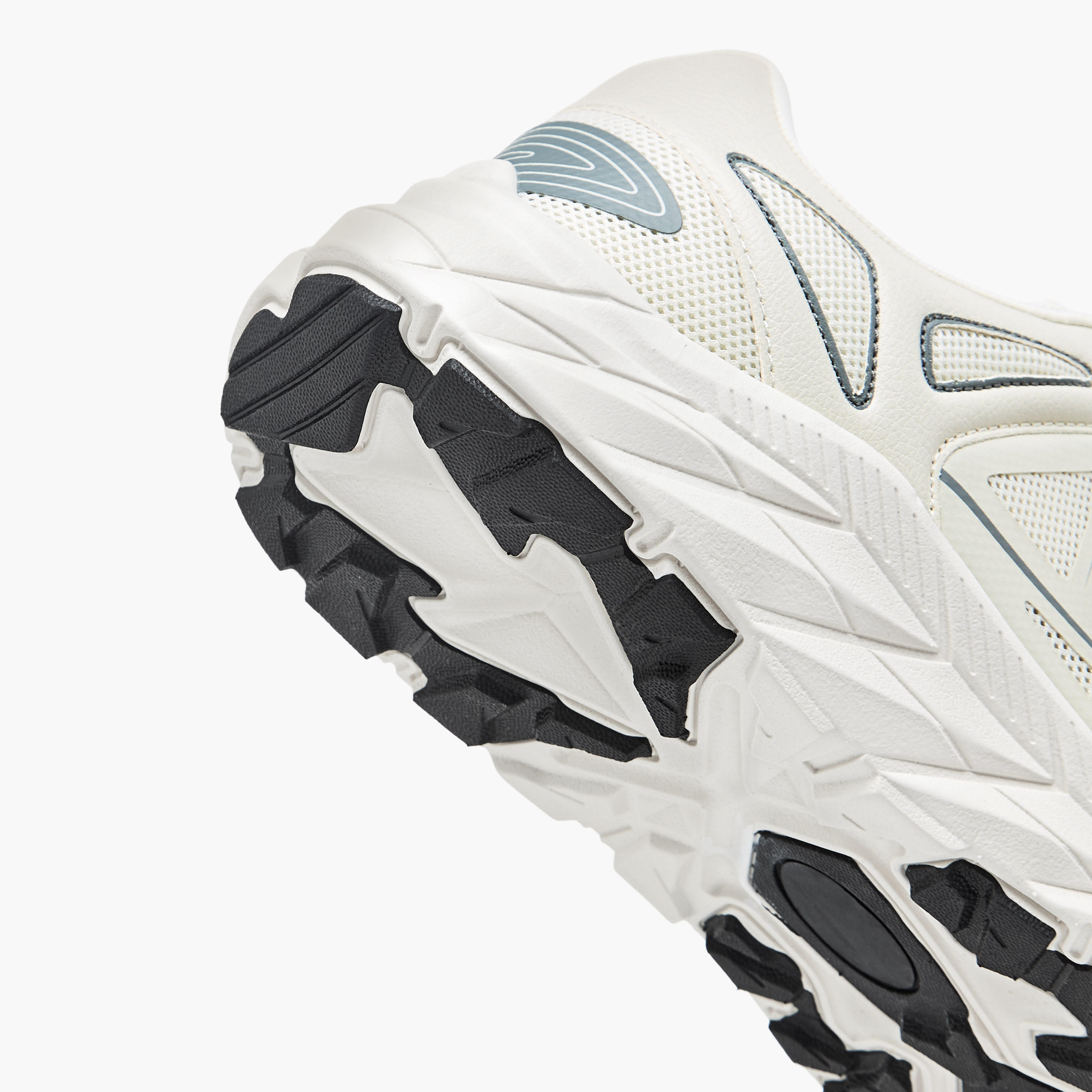 حذاء رياضي برباط إغلاق للرجال من كابا-men-shoes-sports-image-5