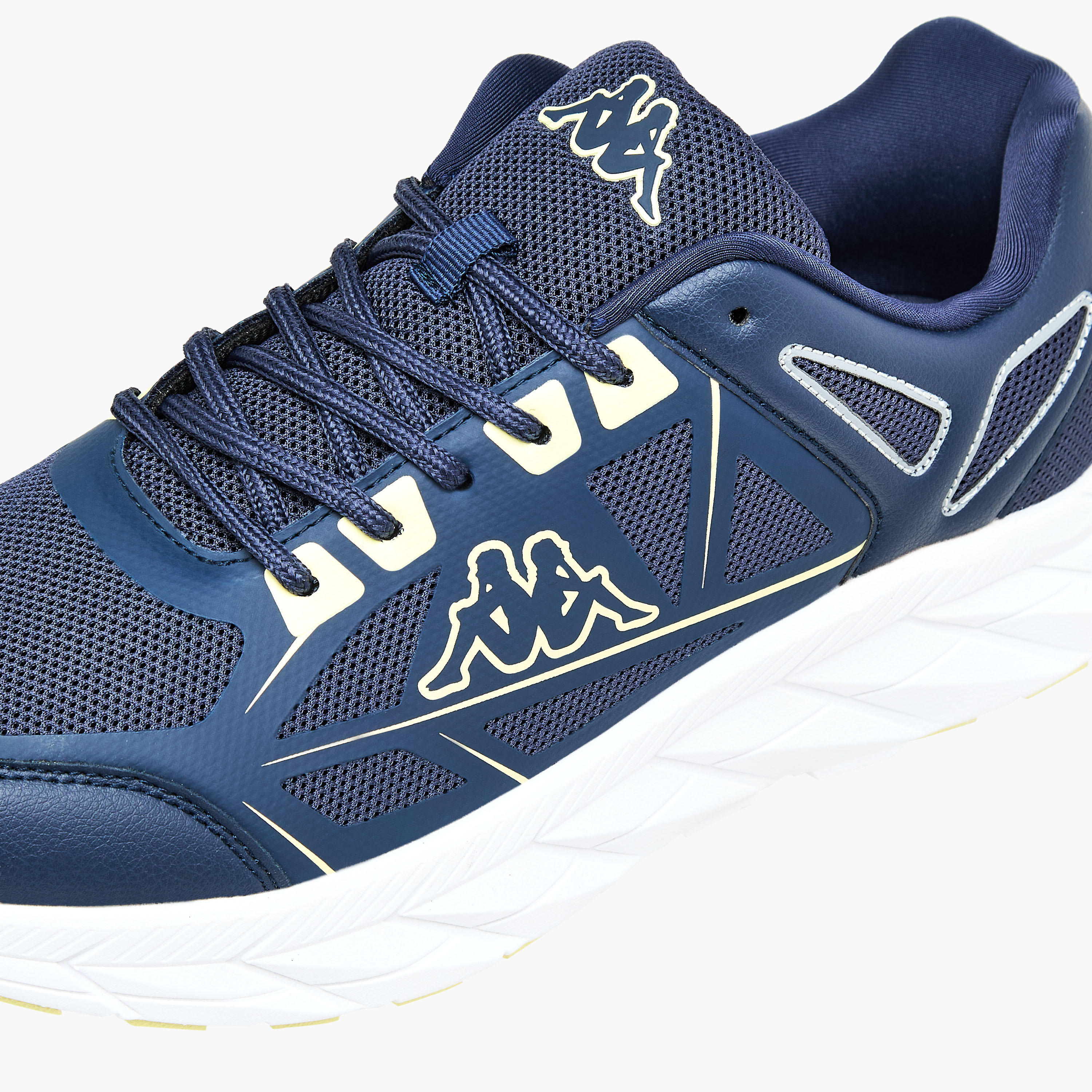 حذاء رياضي برباط إغلاق للرجال من كابا-men-shoes-sports-image-4