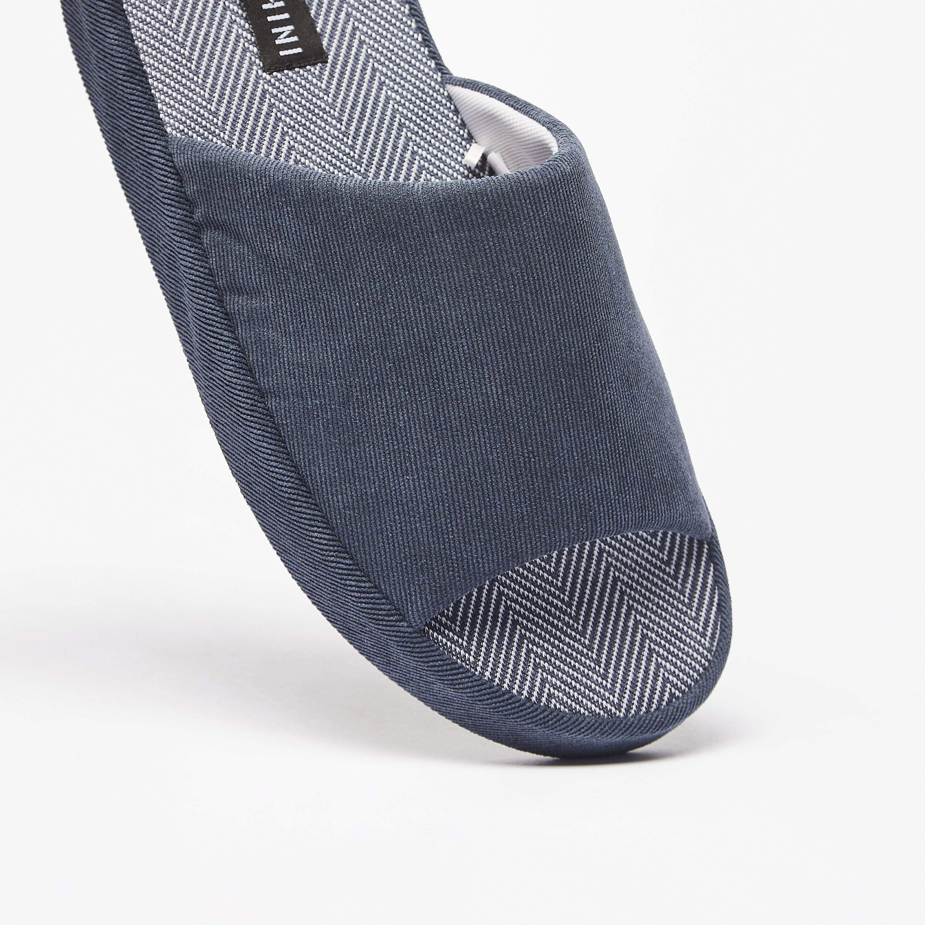 Duchini Men's Textured Bedroom Slippers-men-shoes-flipflopsandslides-image-4