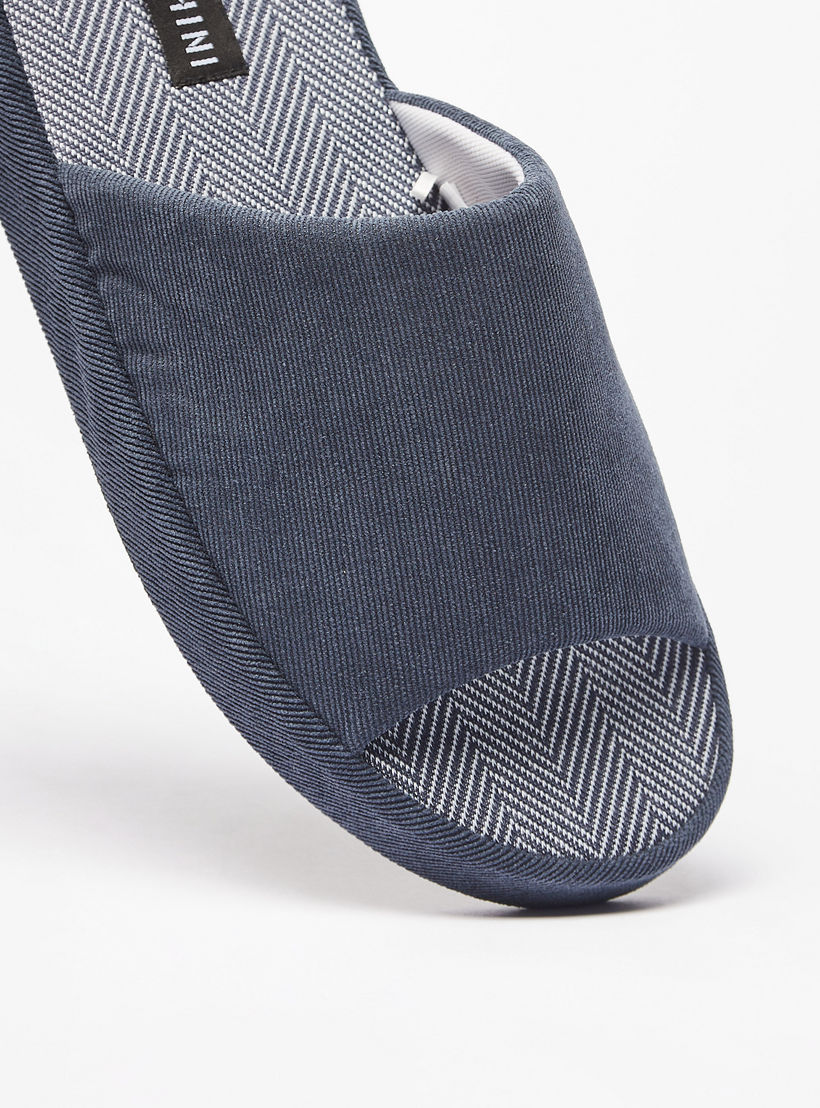 Duchini Men's Textured Bedroom Slippers-men-shoes-flipflopsandslides-image-4