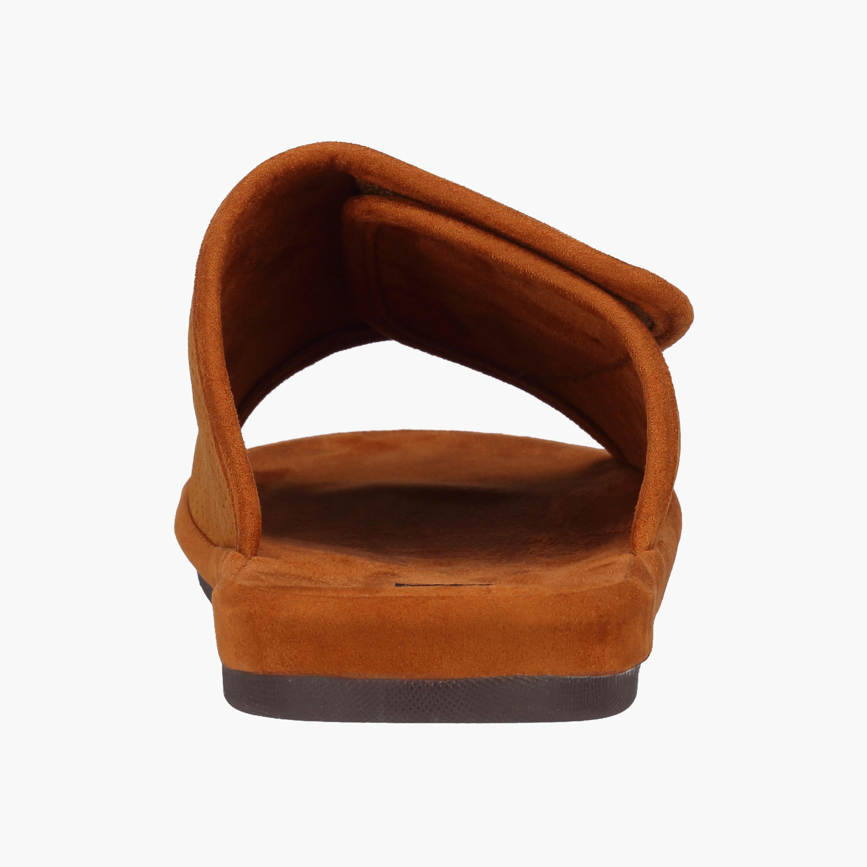 شبشب غرف النوم بارز الملمس للرجال من لو كونفورت-men-shoes-flipflopsandslides-image-4