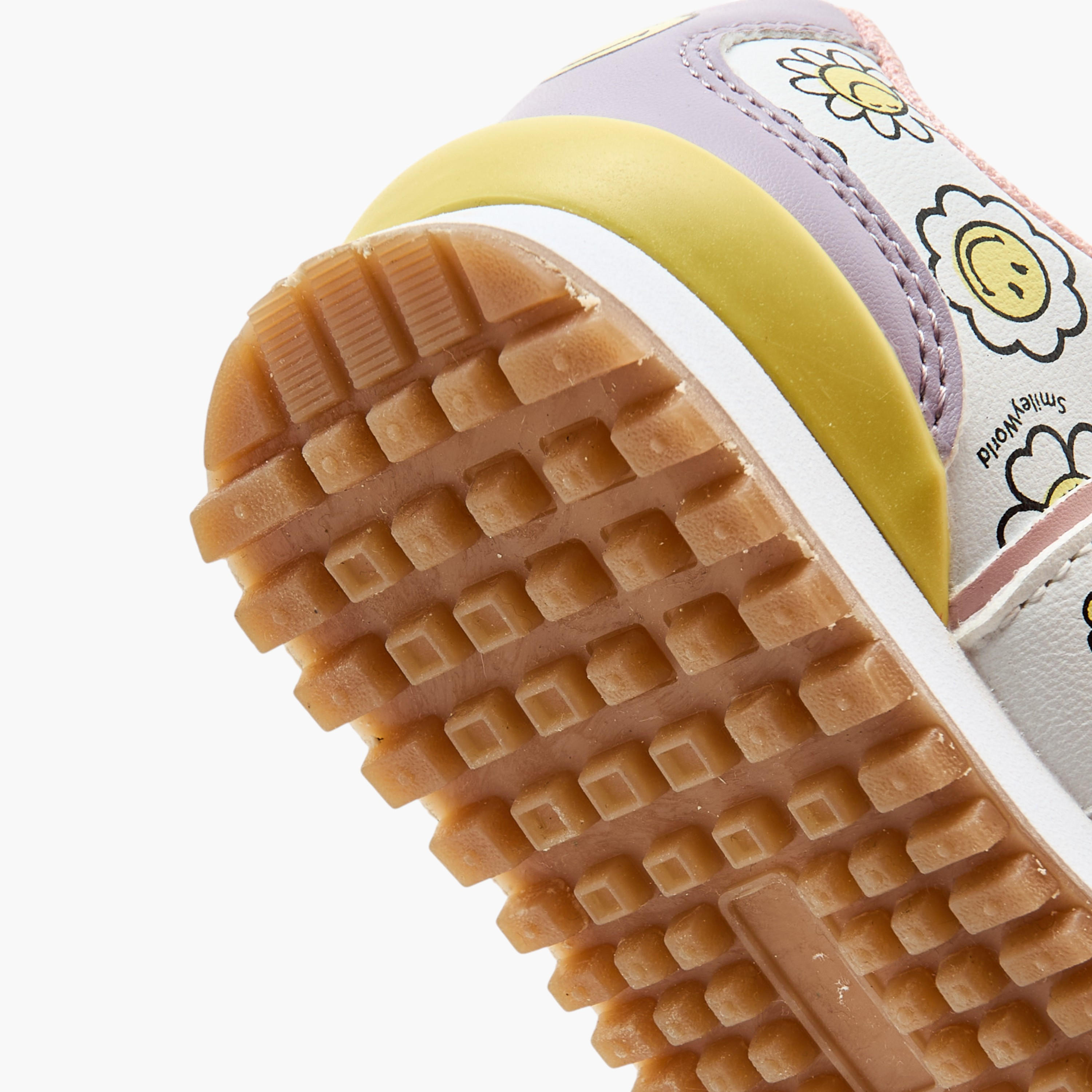 حذاء سنيكرز بشريط إغلاق لاصق وطبعات أزهار من سمايلي وورلد-girls-shoes-sneakers-image-5