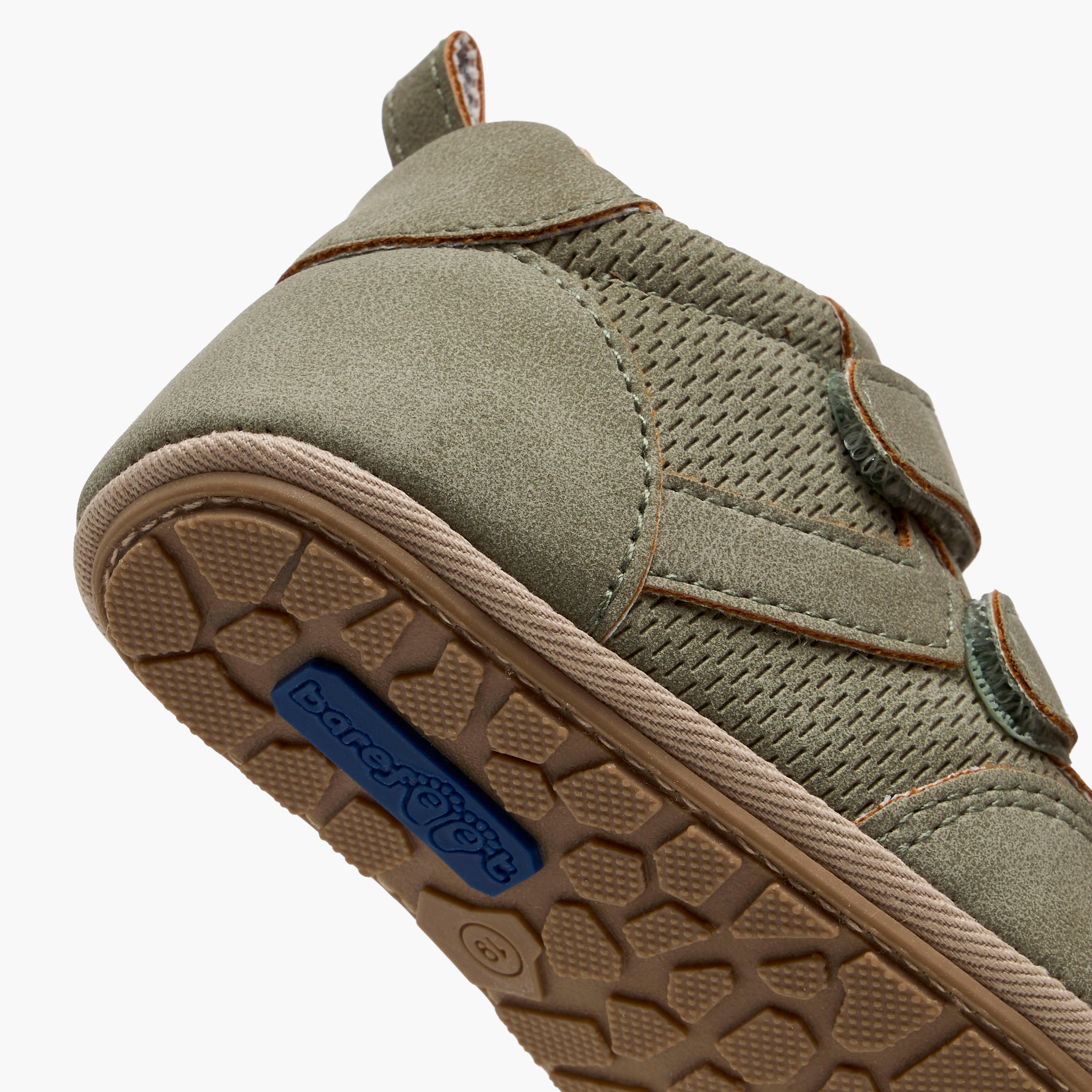 حذاء بوت قصير بشريط إغلاق لاصق من بيرفيت-baby-boys-shoes-booties-image-5