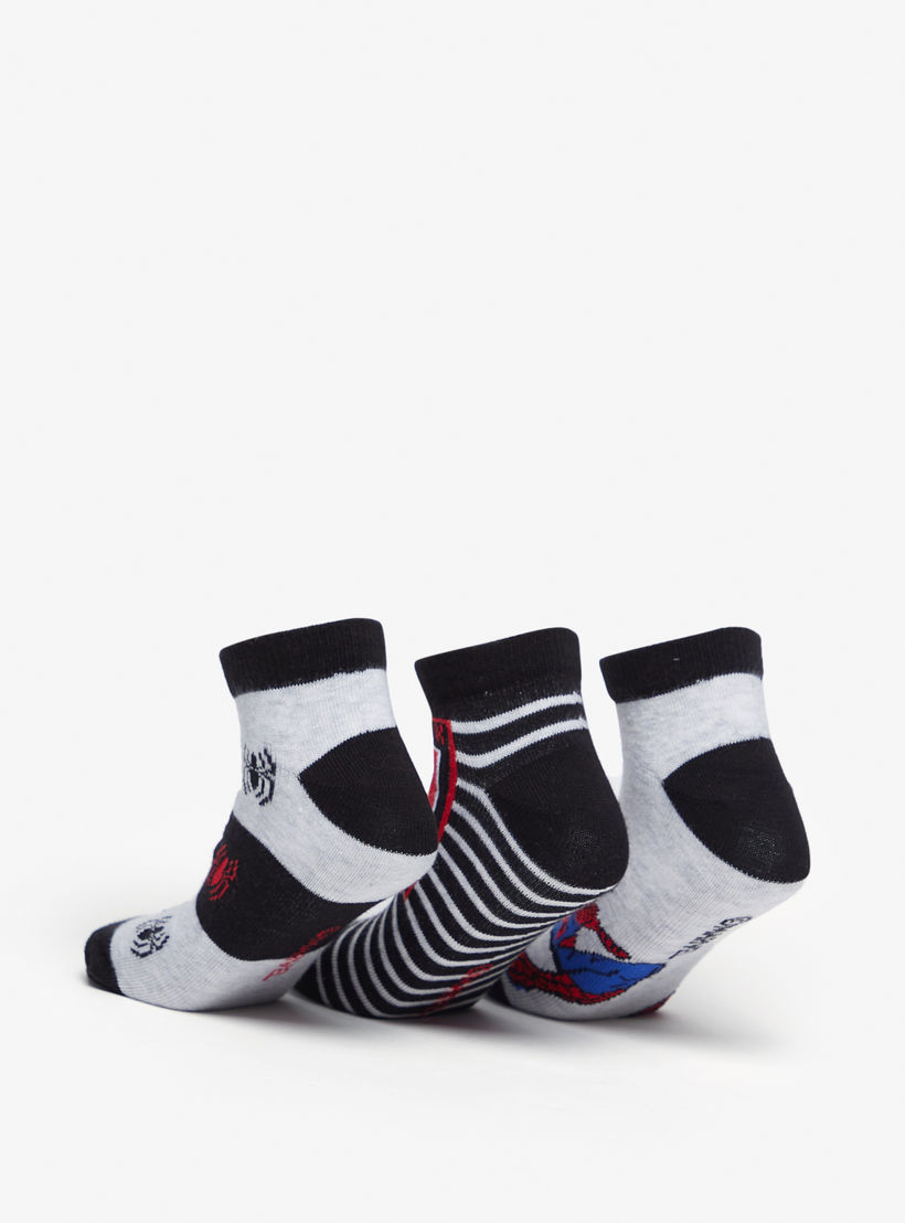 جوارب قصيرة بتصميم سبايدرمان بارز الملمس - طقم من 3 أزواج-boys-accessories-socks-image-2
