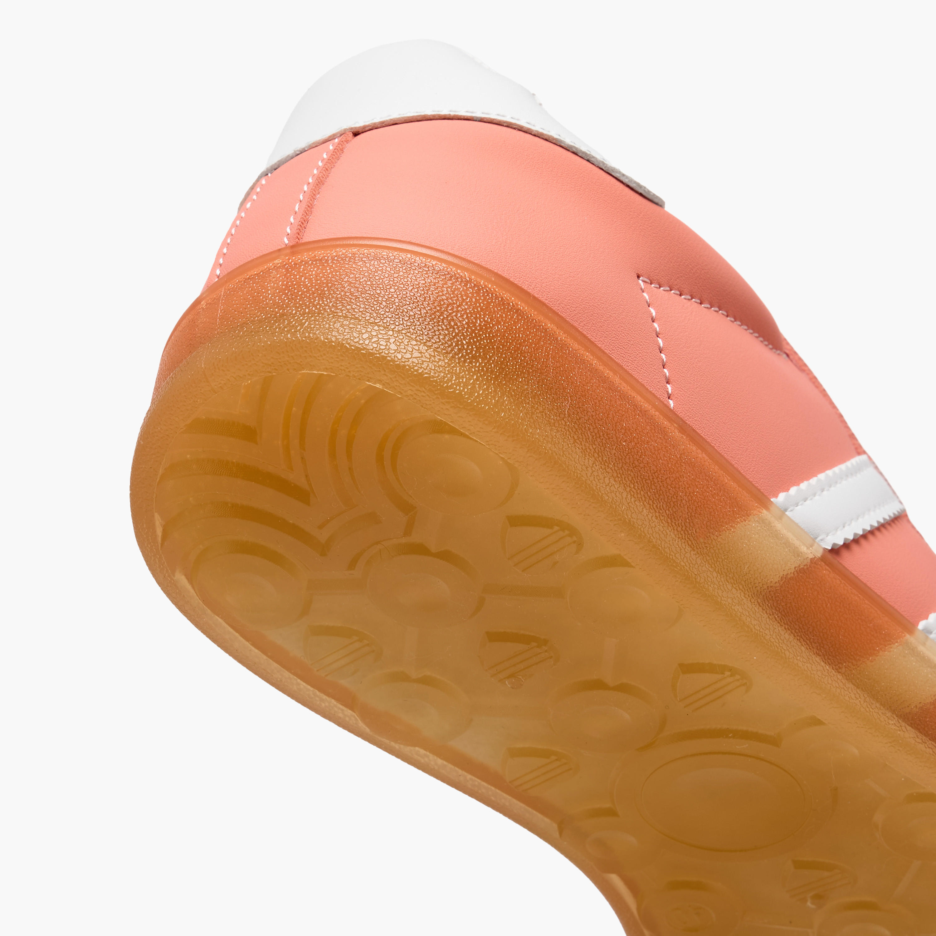 حذاء سنيكرز برباط إغلاق من فلورا بيلا-women-shoes-sneakers-image-5
