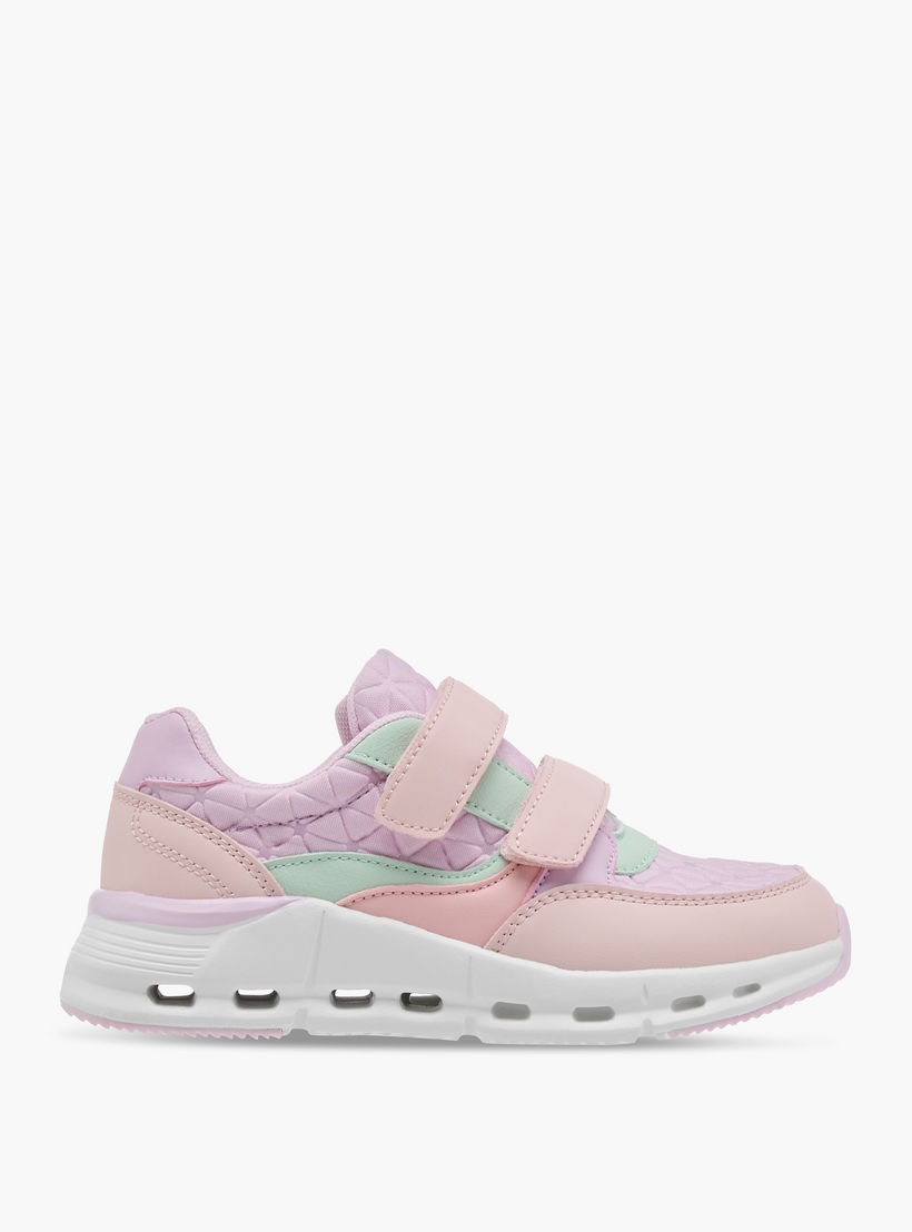 حذاء سنيكرز متعدد التصاميم بشريط إغلاق لاصق من ليتل ميسي-girls-shoes-sneakers-image-3