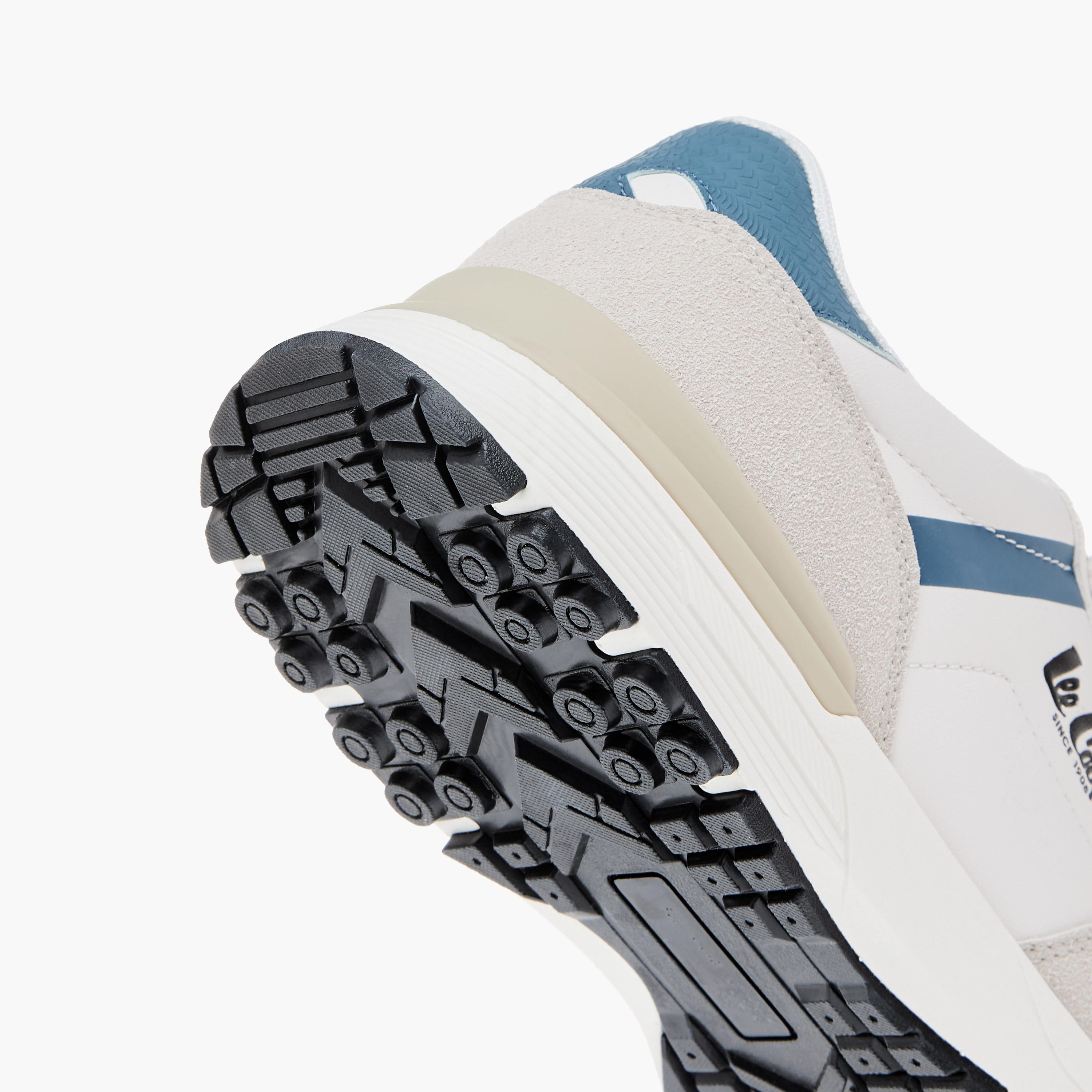 حذاء سنيكرز رجالي برباط إغلاق وتفاصيل شعار من لي كوبر-men-shoes-sneakers-image-5
