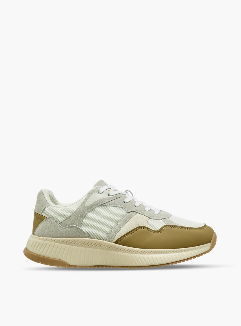 حذاء سنيكرز بطول الكاحل ورباط إغلاق للرجال من إل بي إل من شو إكسبريس-men-shoes-sneakers-image-3