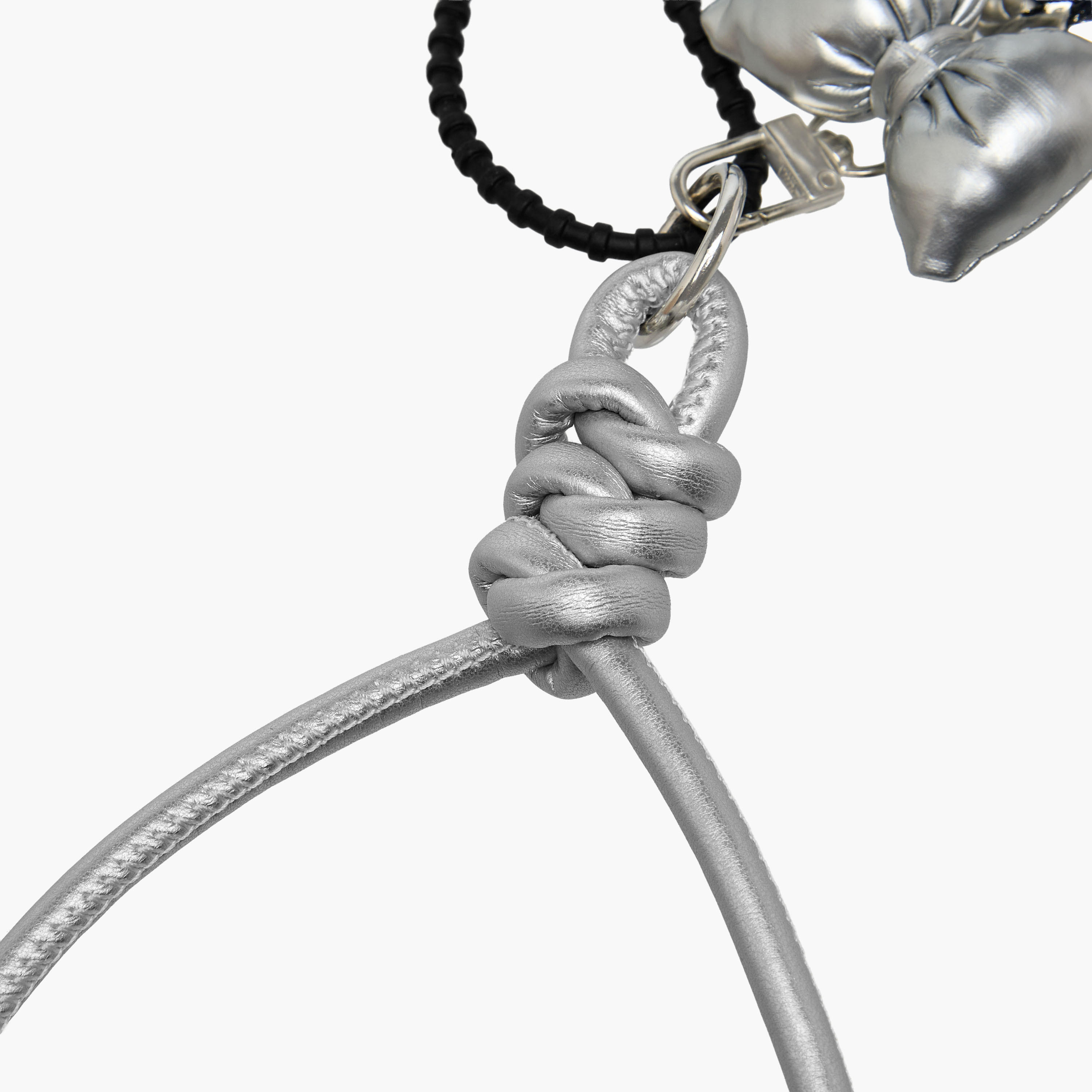 زينة شنطة فيونكة وقلب من فلورا بيلا-women-clothingaccessories-novelties-image-3