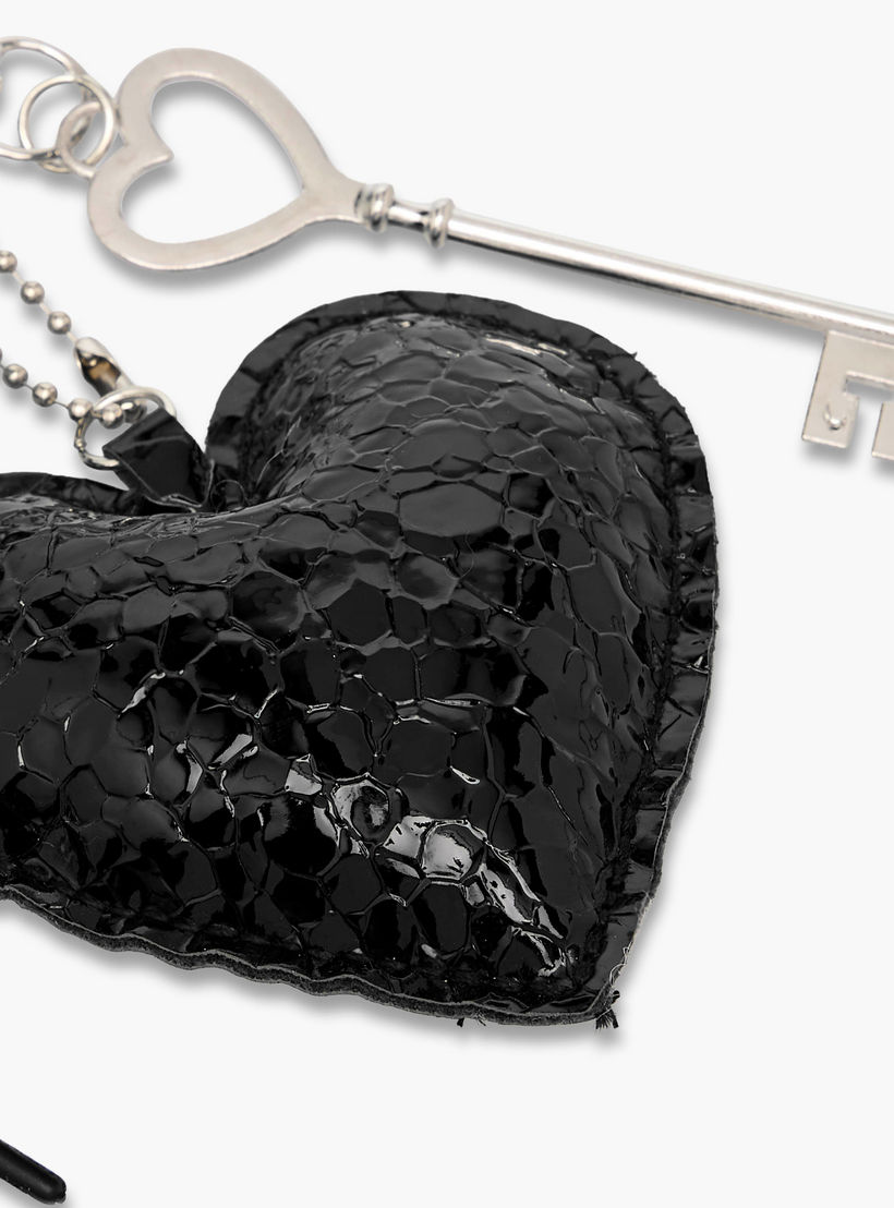 ميدالية مفاتيح بدلاية قلب من فلورا بيلا-women-clothingaccessories-novelties-image-3