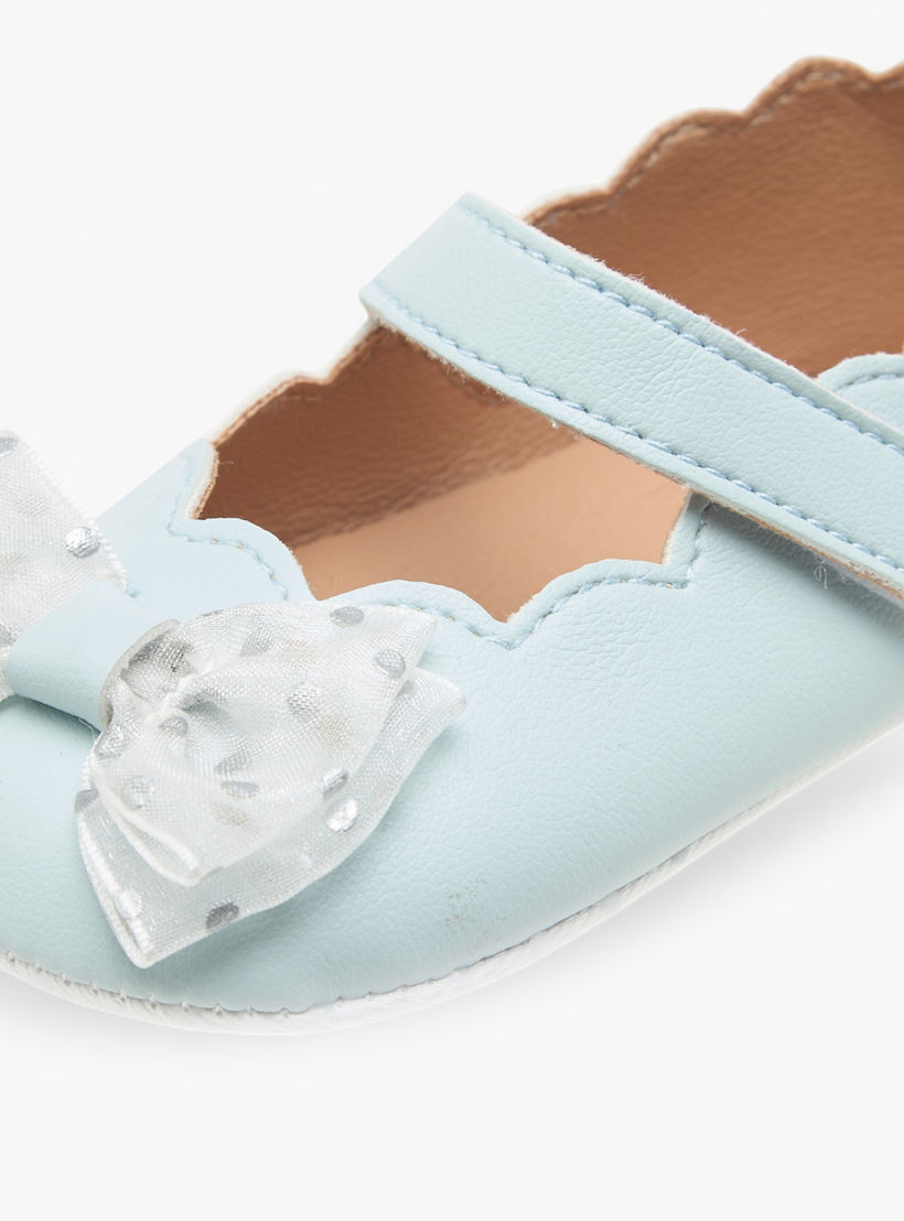 حذاء بفيونكة وشريط إغلاق لاصق من بيرفيت-baby-girls-shoes-closedshoes-image-6
