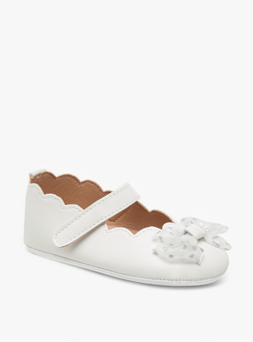 حذاء بفيونكة وشريط إغلاق لاصق من بيرفيت-baby-girls-shoes-closedshoes-image-2