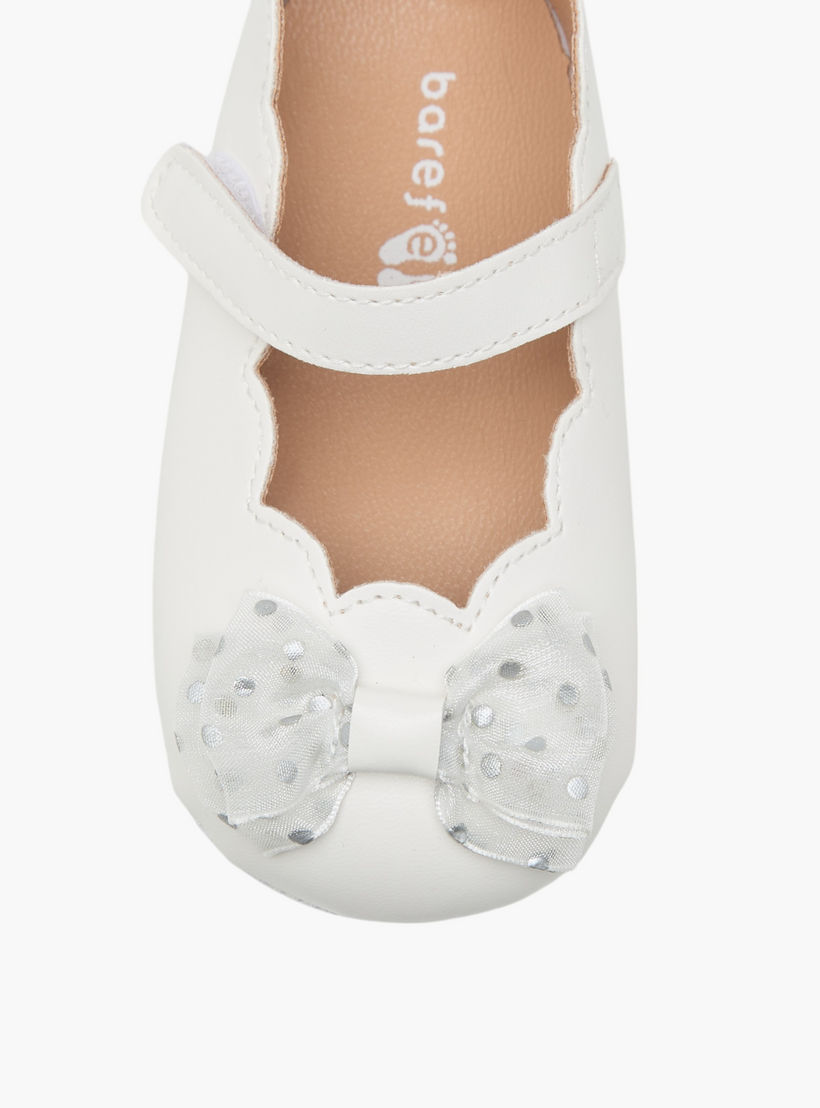 حذاء بفيونكة وشريط إغلاق لاصق من بيرفيت-baby-girls-shoes-closedshoes-image-4