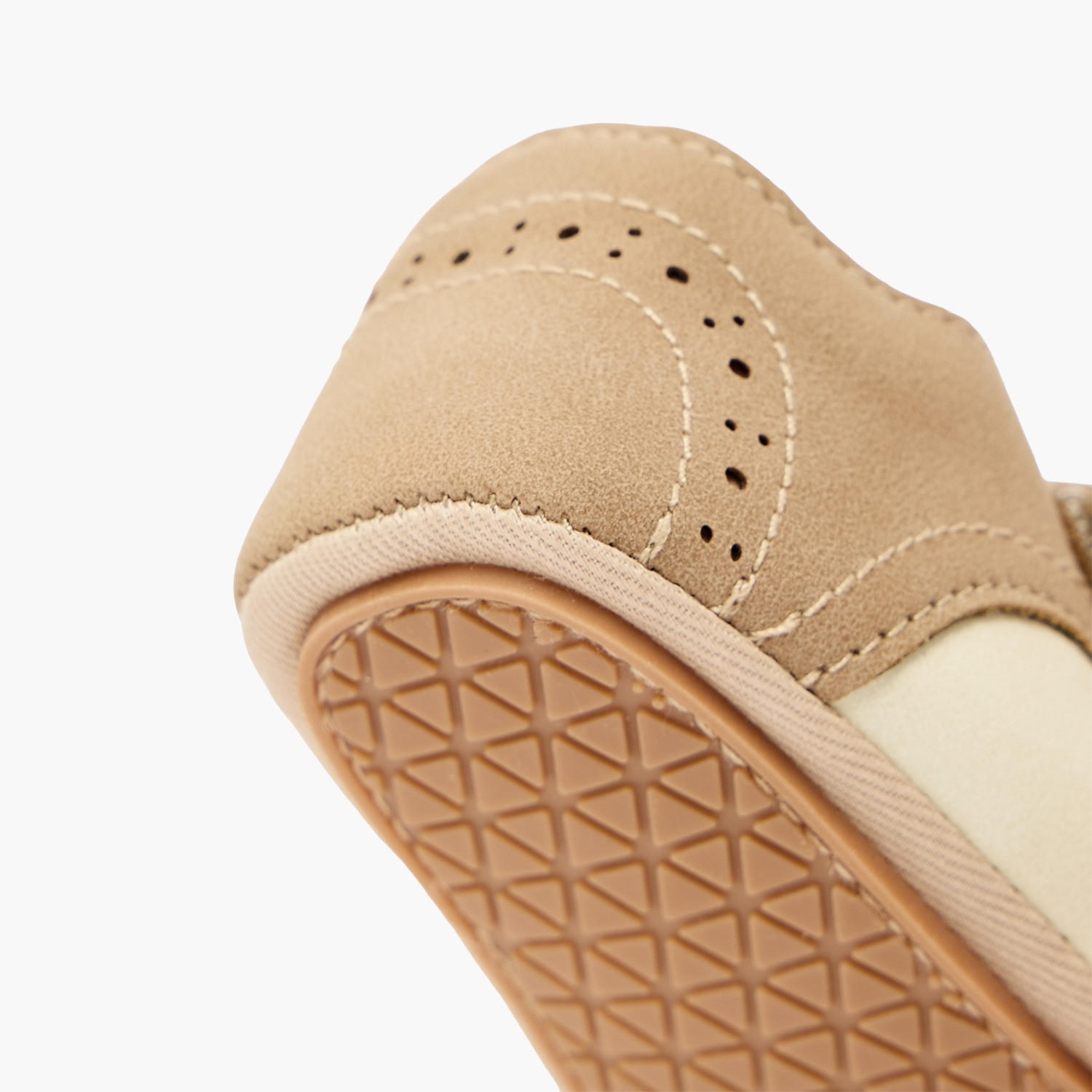 حذاء خفيف بشريط إغلاق لاصق من بيرفيت-baby-boys-shoes-booties-image-5