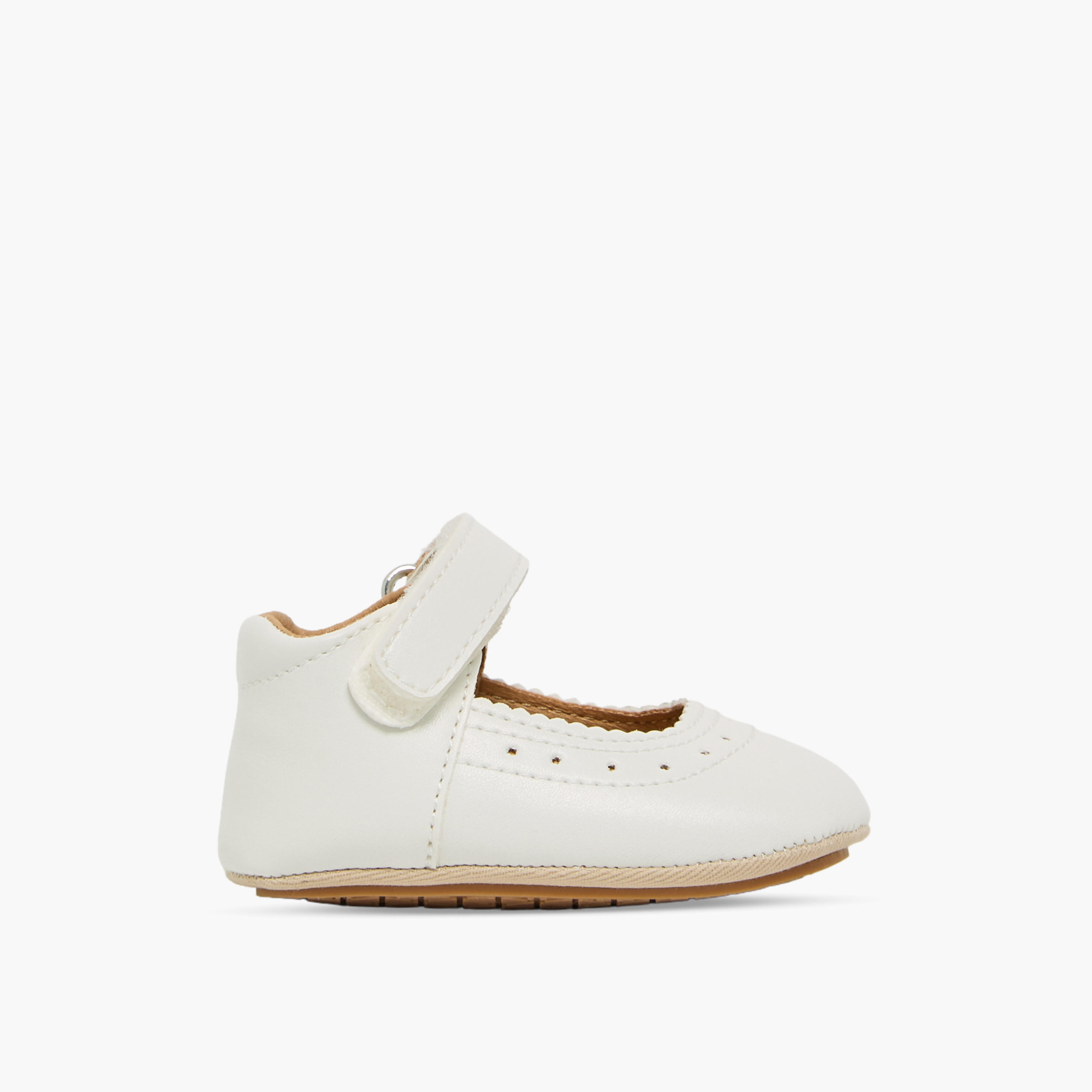 حذاء خفيف بشريط إغلاق لاصق من بيرفيت-baby-girls-shoes-booties-image-3