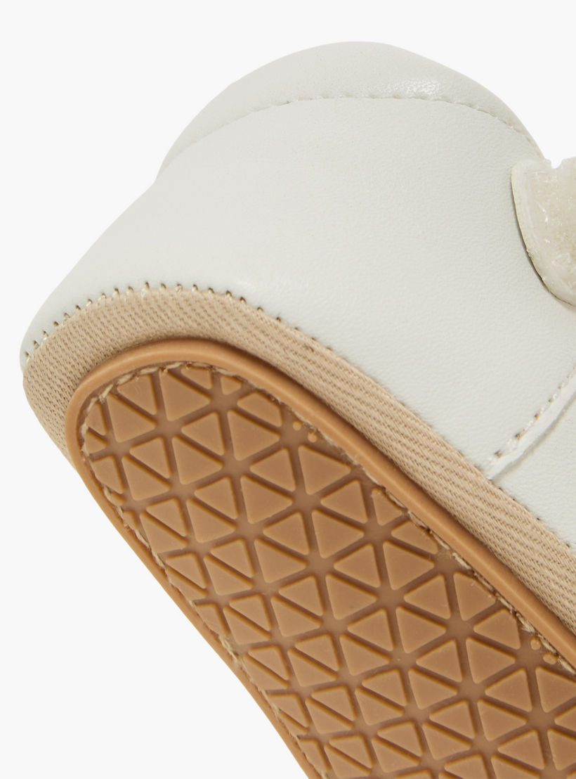 حذاء خفيف بشريط إغلاق لاصق من بيرفيت-baby-girls-shoes-booties-image-8