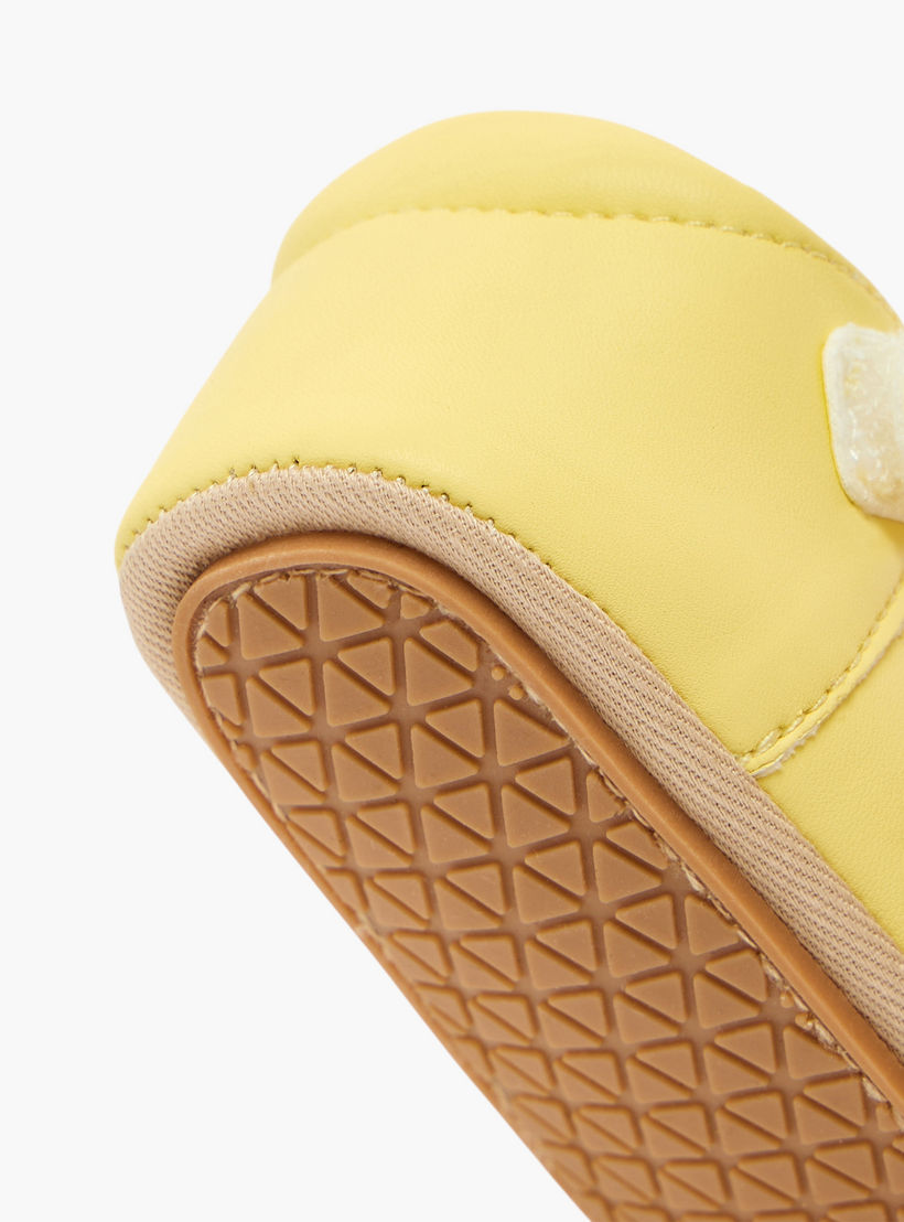 حذاء خفيف بشريط إغلاق لاصق من بيرفيت-baby-girls-shoes-booties-image-5