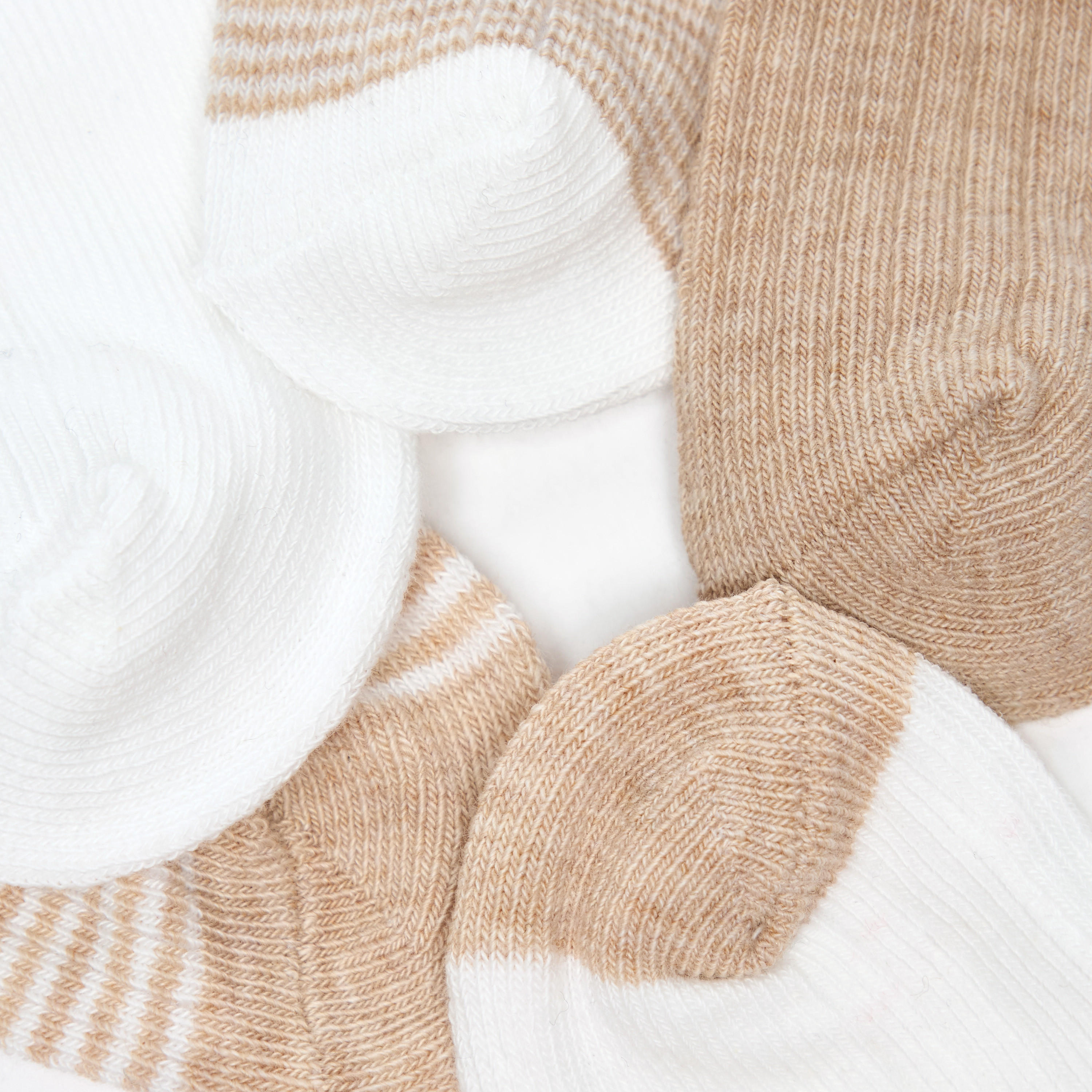 طقم جوارب متنوعة بطول الكاحل  5 أزواج من بيرفيت-girls-accessories-socks-image-3