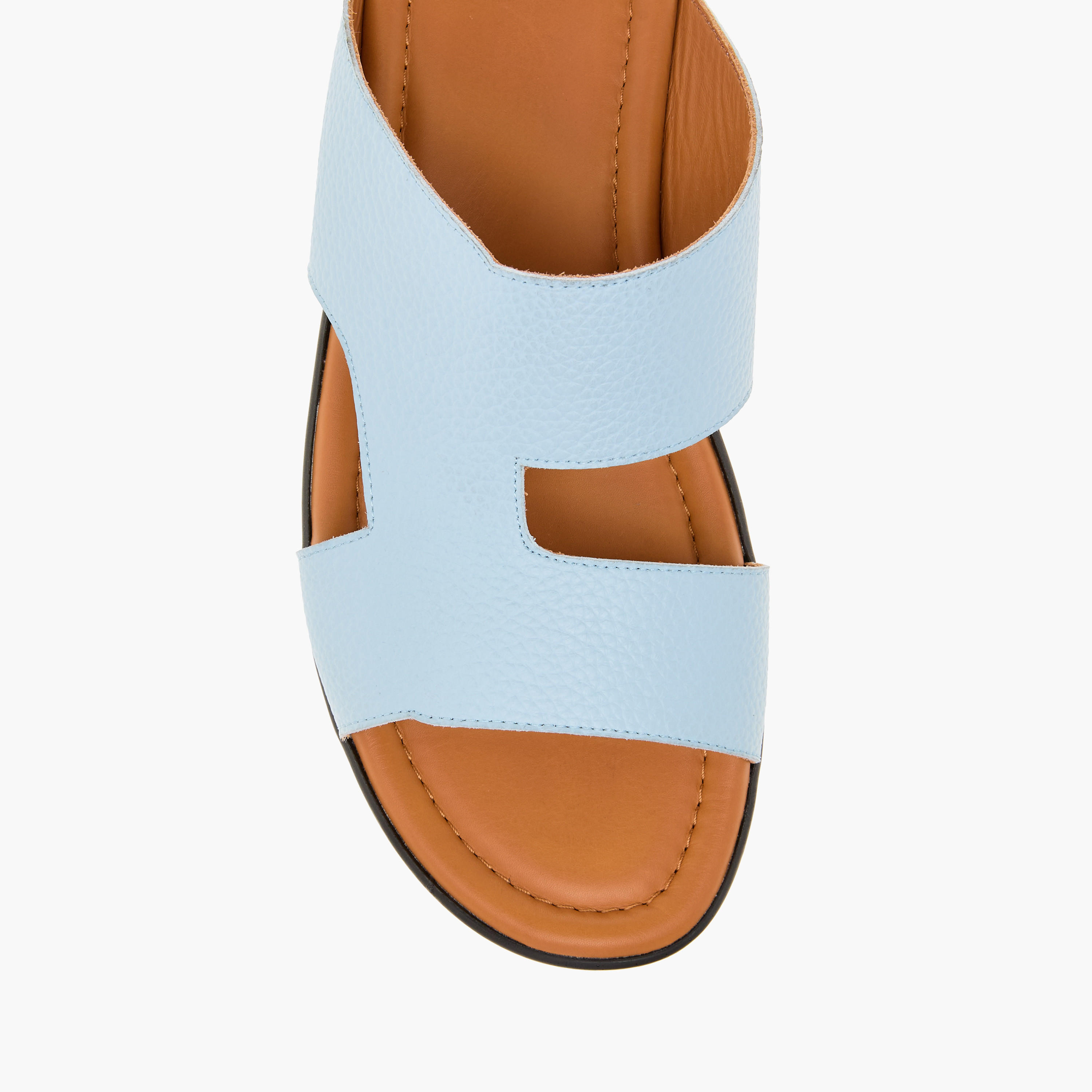 صندل عربي سهل الارتداء بتفاصيل مفرّغة من إل بي إل من شوإكسبريس-men-shoes-sandals-image-3