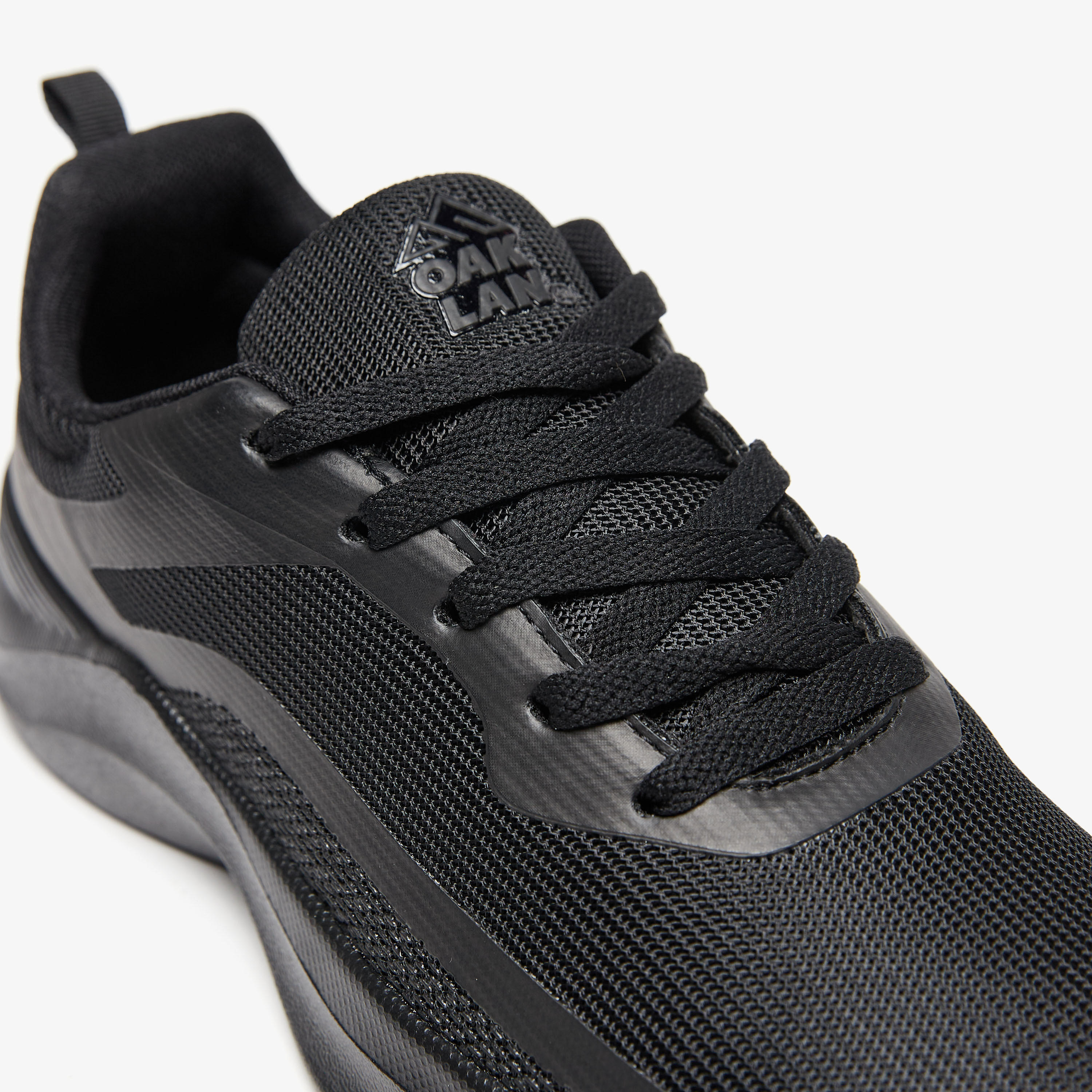 حذاء رياضي بارز الملمس برباط إغلاق من أوكلان من شو إكسبريس-sports-women-shoes-image-5