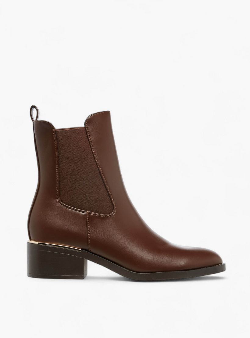 بوت كاحل سادة بسحاب إغلاق من فلورا بيلا-women-shoes-boots-image-3